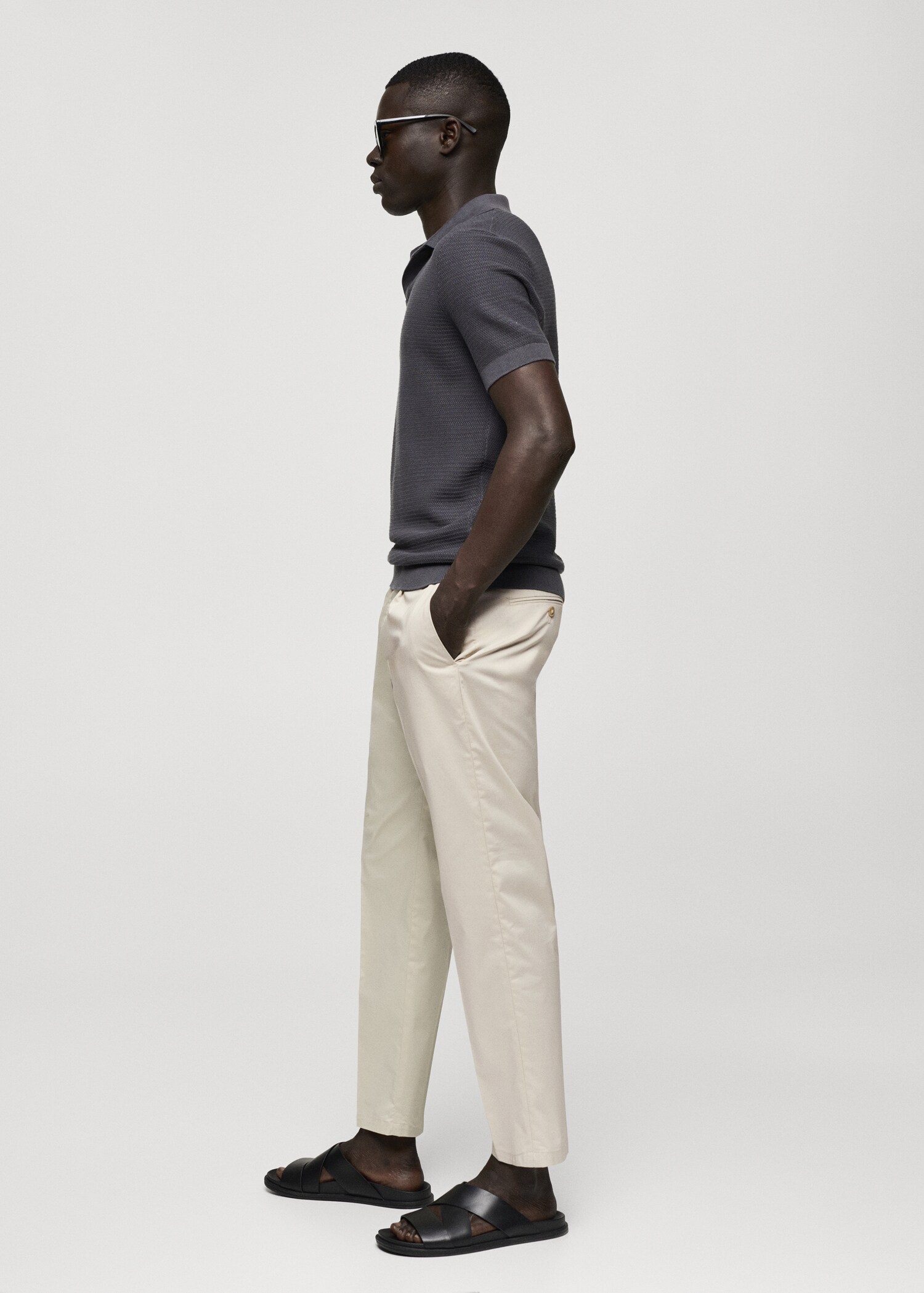 Slim Fit-Bundfaltenhose aus Baumwolle - Detail des Artikels 2