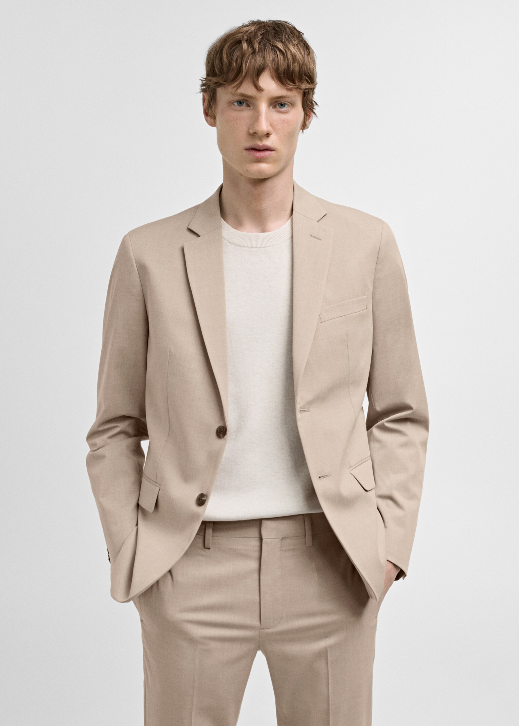 Super Slim Fit-Anzugsakko aus Stretchgewebe - Mittlere Ansicht, Beige. Ref: 77010578-00.