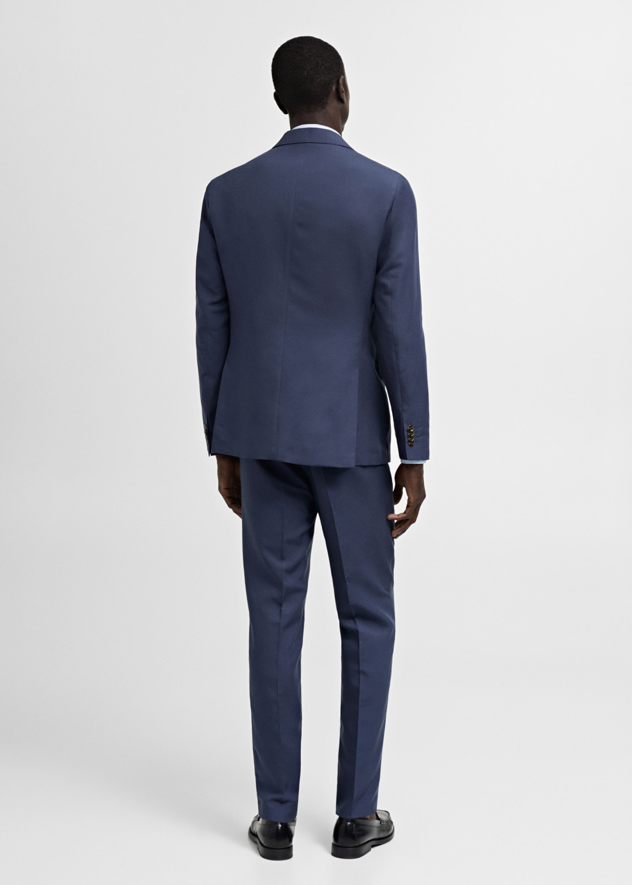 Slim Fit-Anzugjacke aus Comfort-Stretch-Gewebe - Rückseite des Artikels, Blau. Ref: 77010589-00.