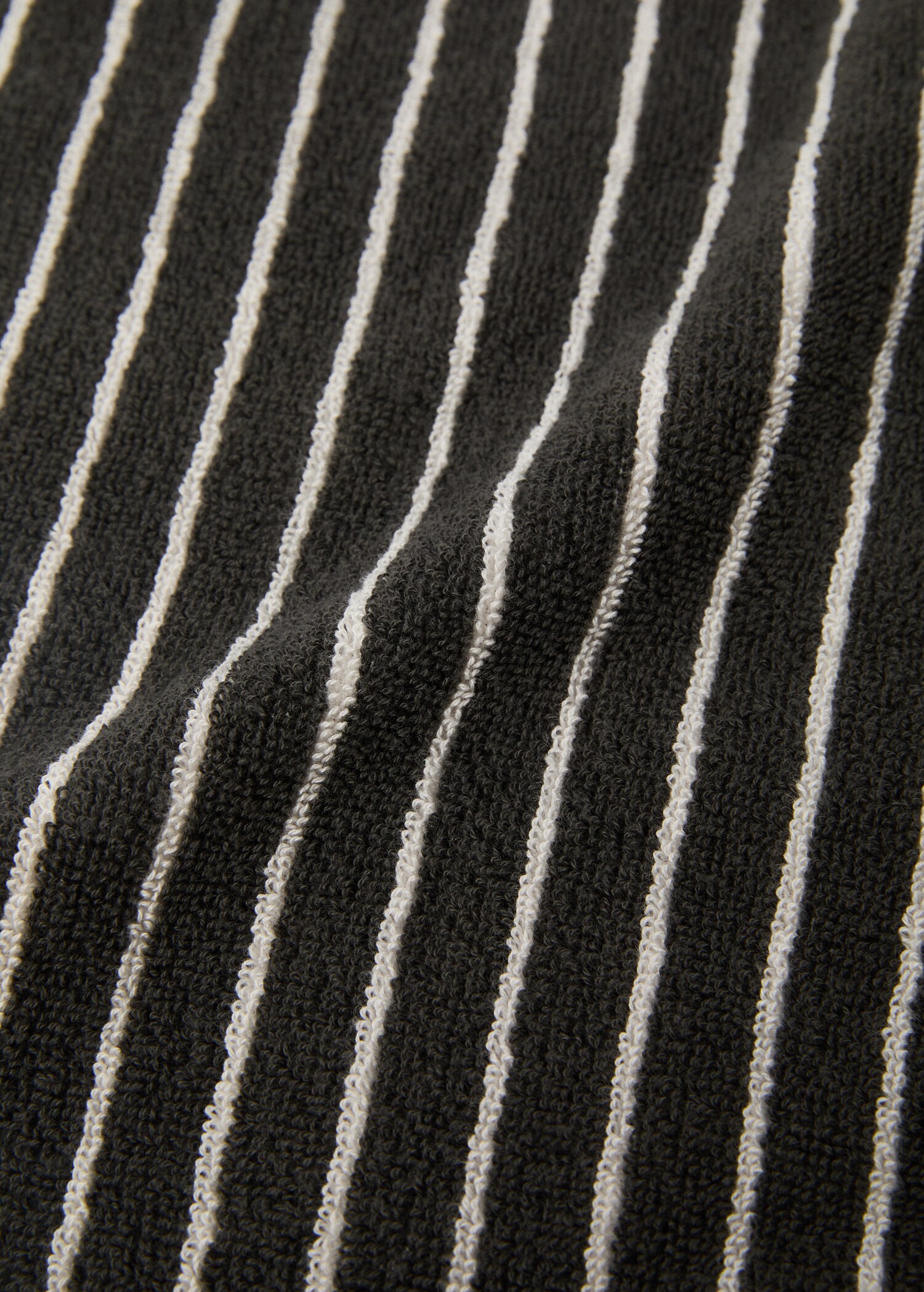 Gestreepte handdoek 50x90 cm - Detail van het artikel 1