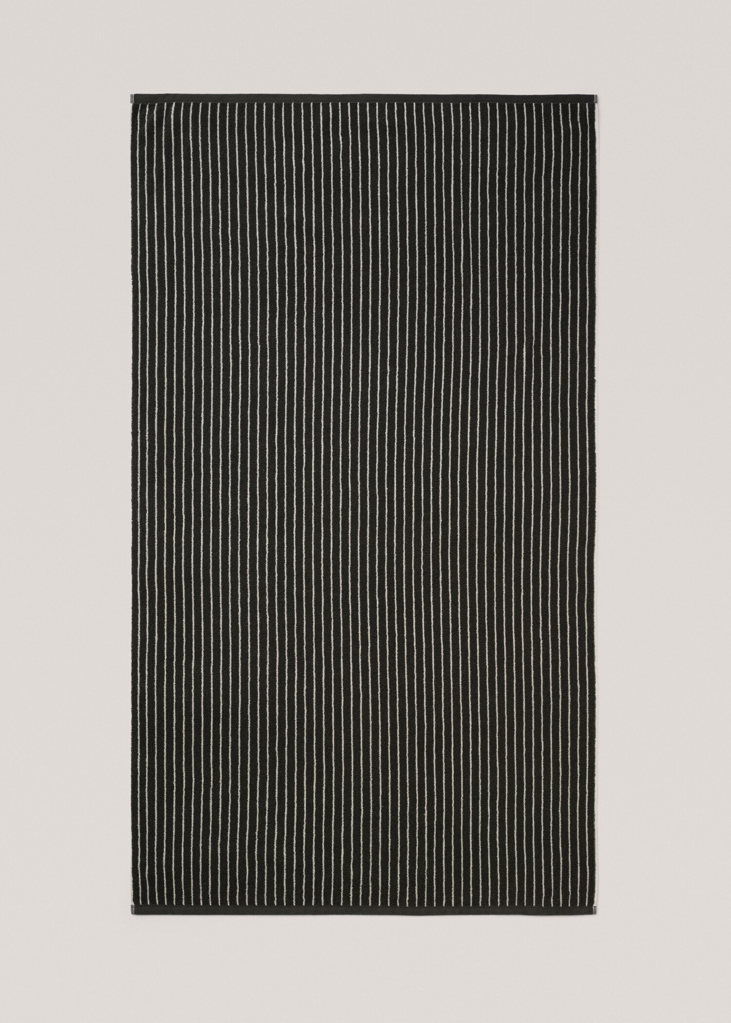 Striped bath towel 90x150cm - Details of the article 3
