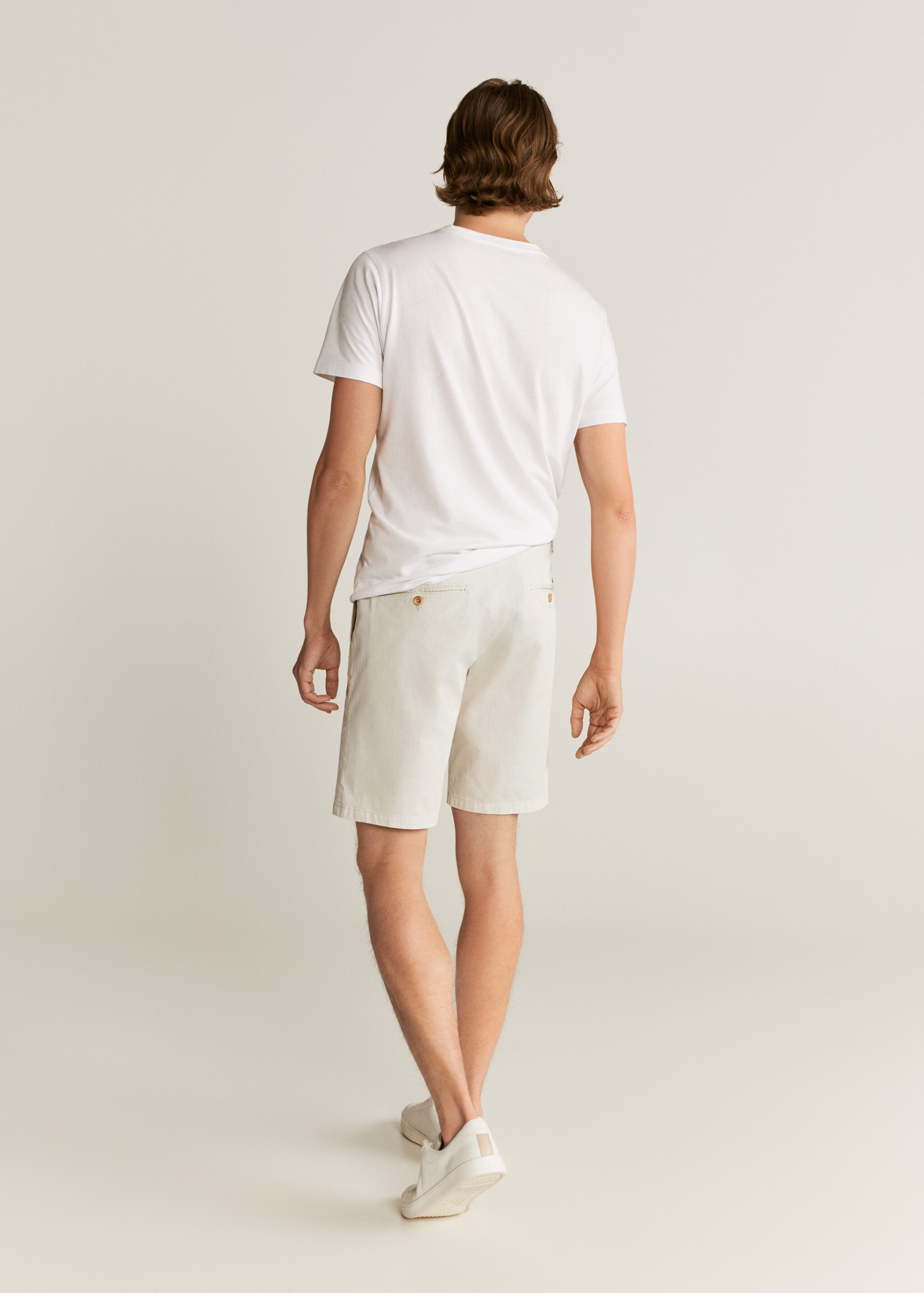Bavlněné bermudy chino slim fit - Zadní strana zboží