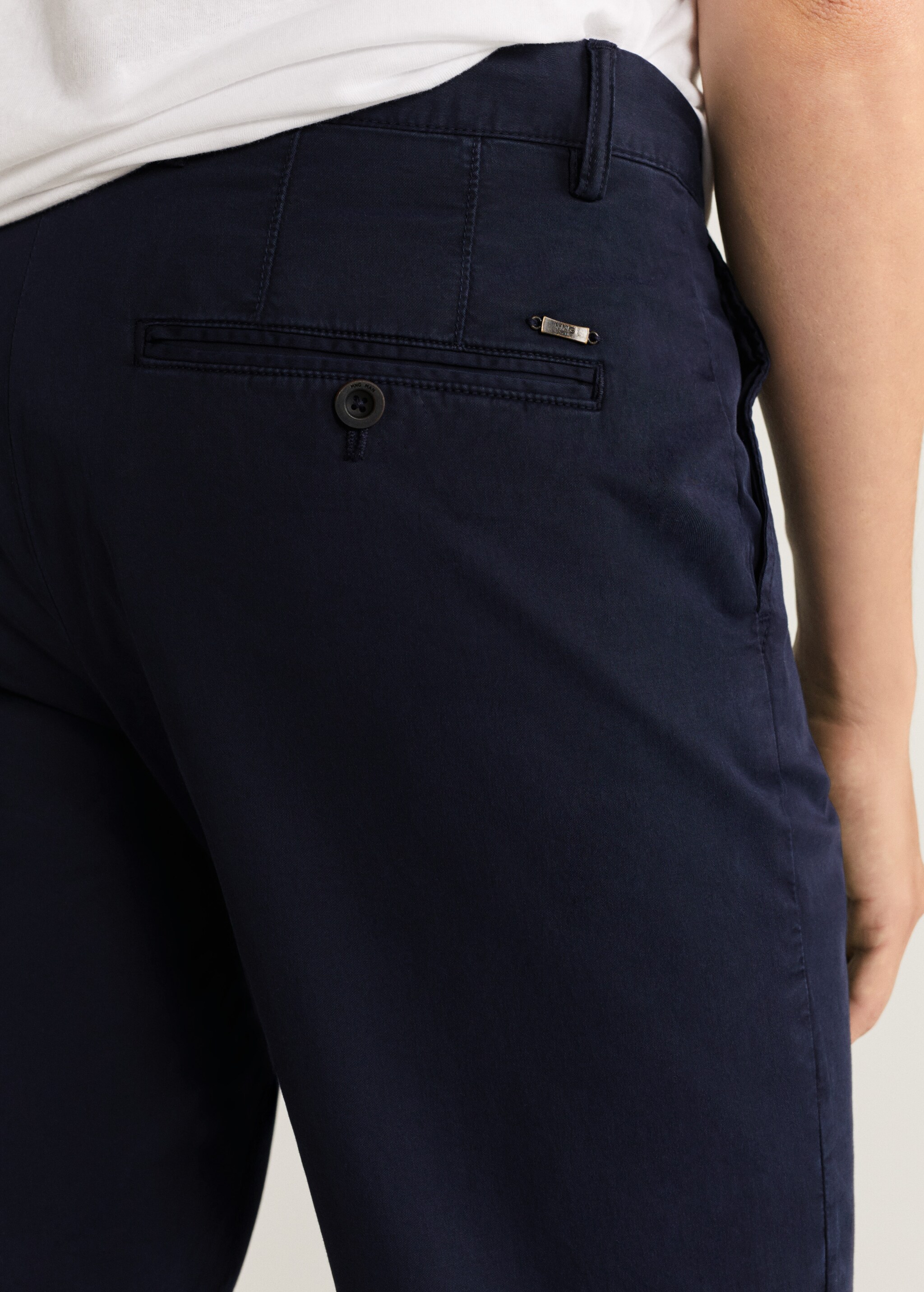 Bavlněné bermudy chino slim fit - Detail zboží 2
