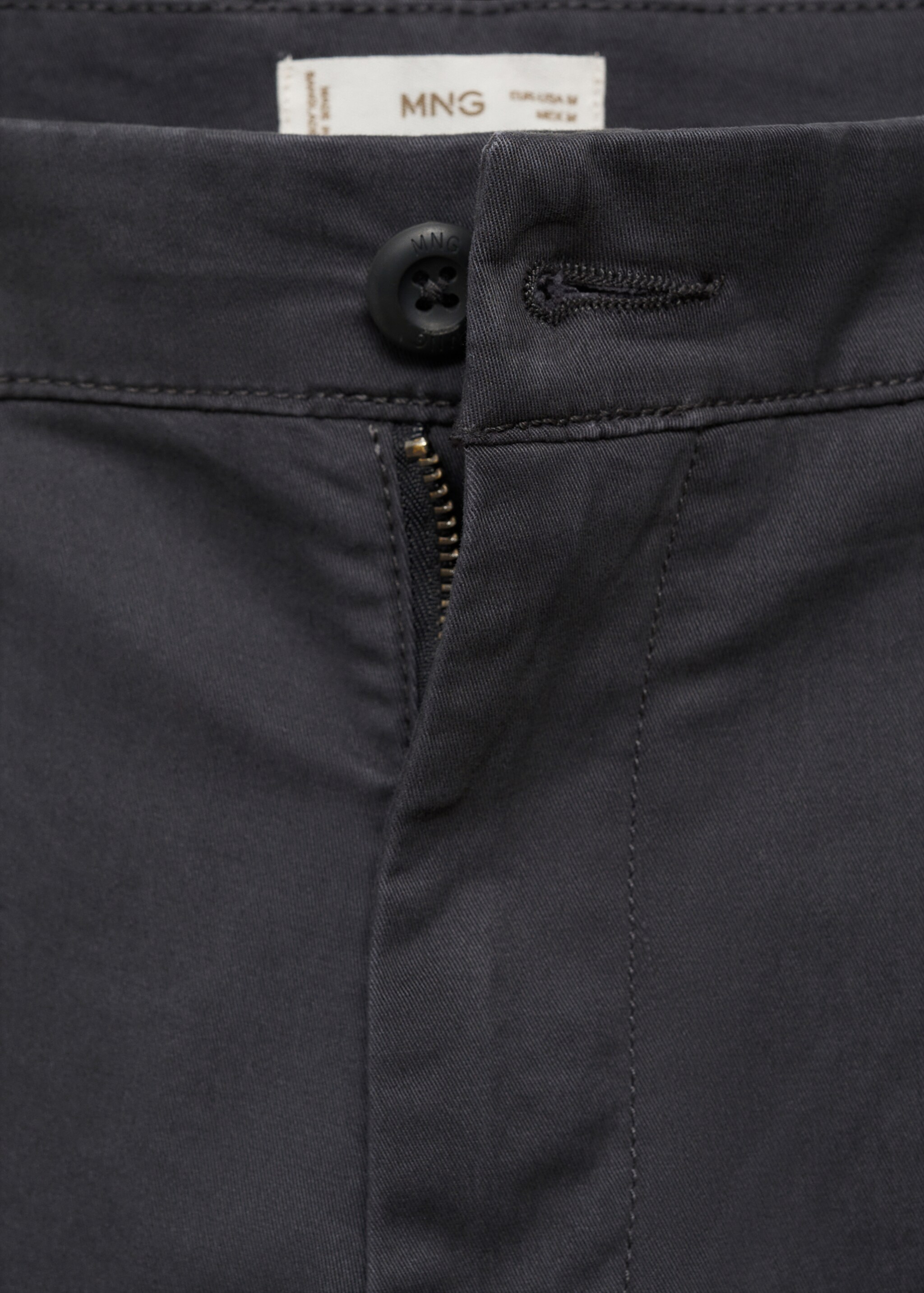 Chinohose aus Baumwolle - Detail des Artikels 8, Anthrazit. Ref: 77011511-00.
