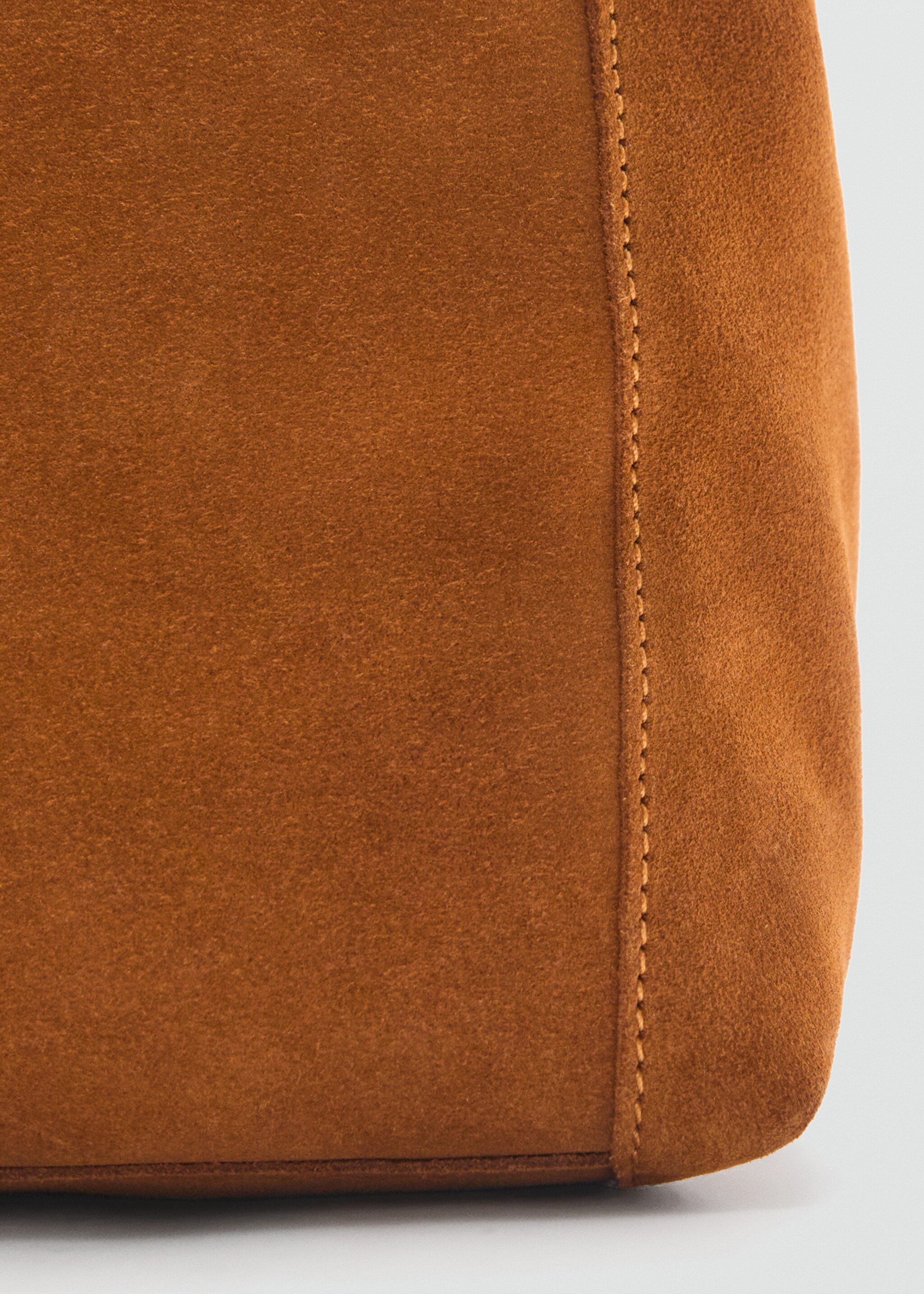 Suede shoulder bag - Details of the article 1, Leather. Ref: 77012008-00.
