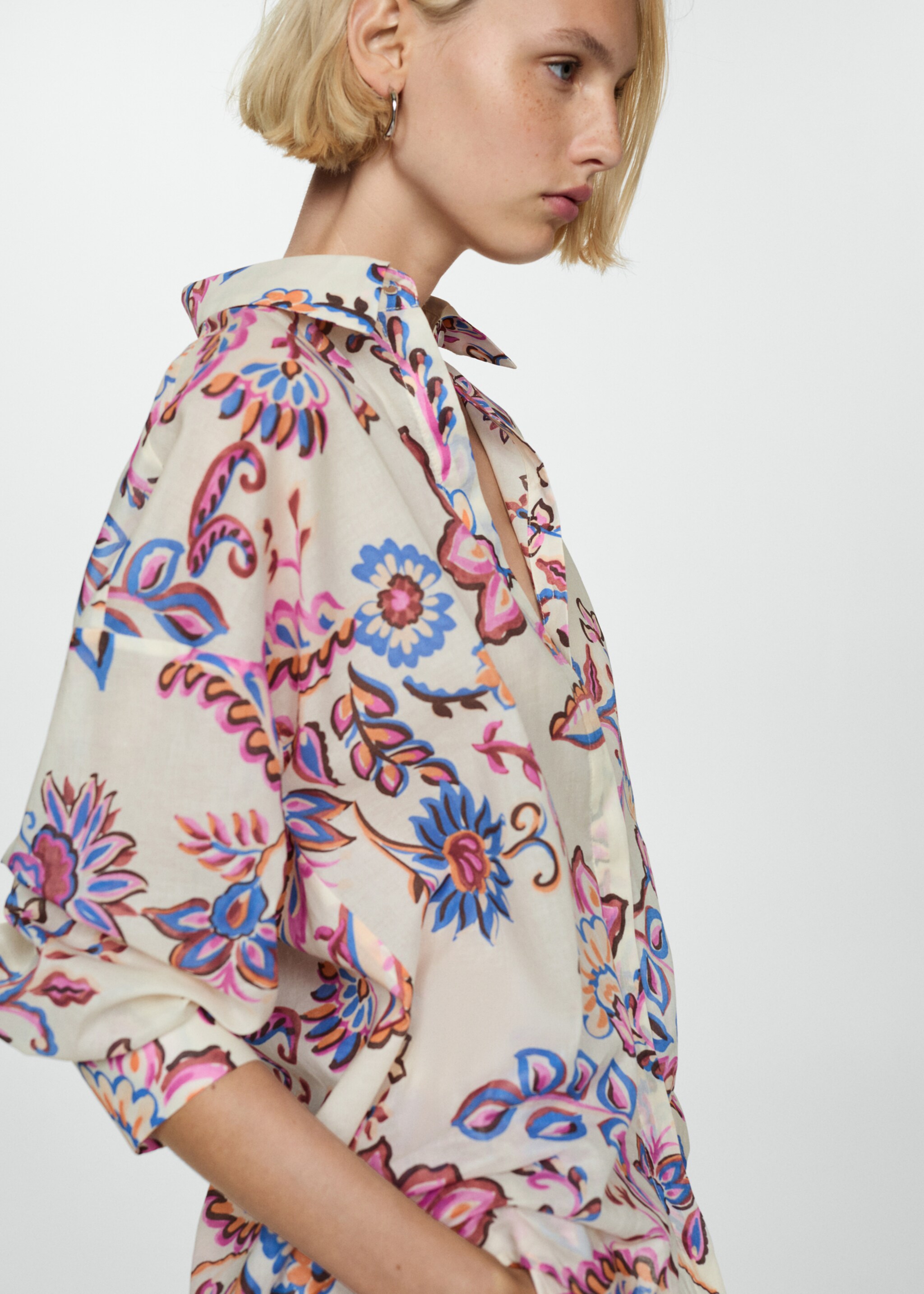 Flowy floral print shirt - Medium plane, Ecru. Ref: 77012919-00.