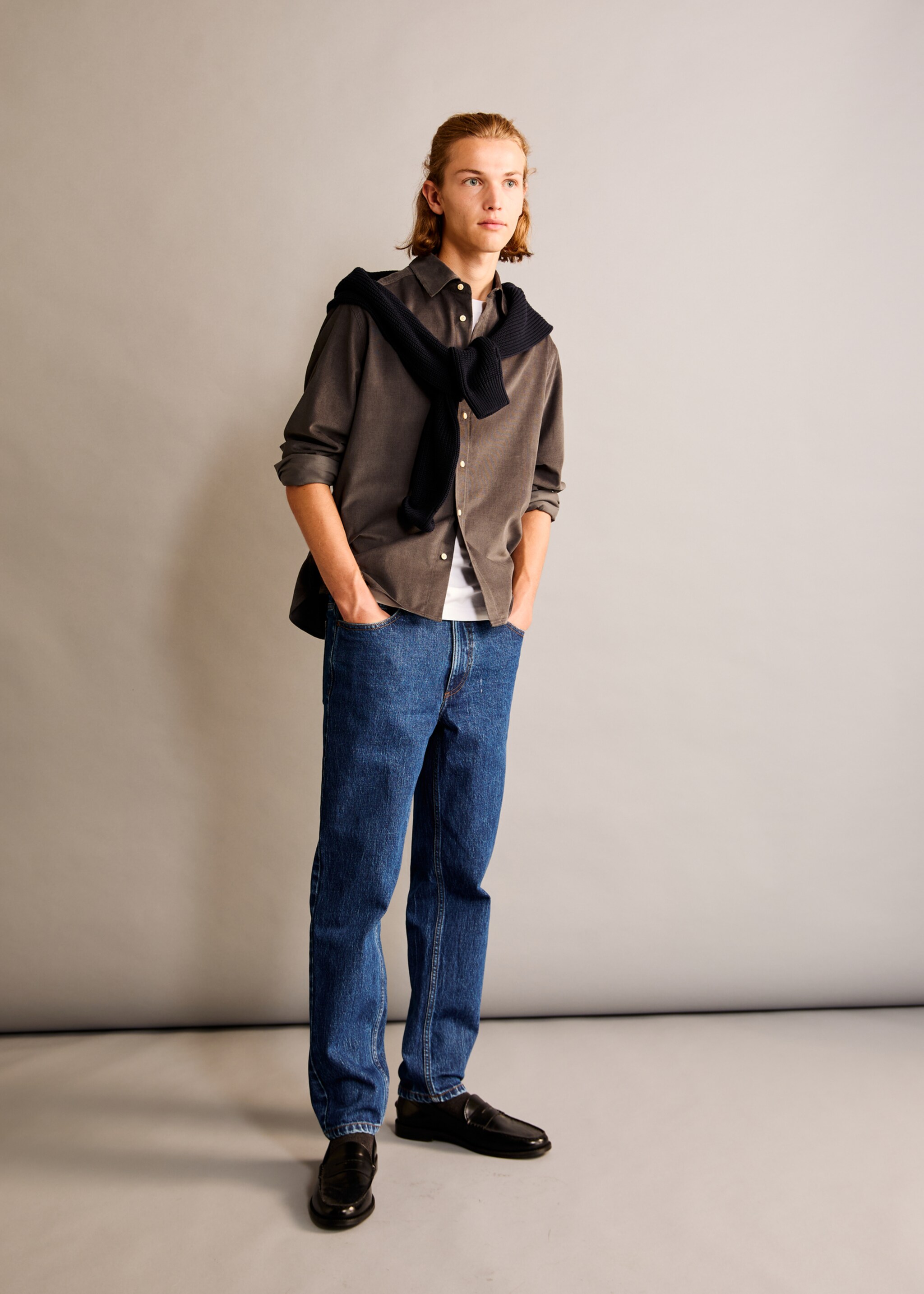 Jean regular-fit - Détail de l'article 5, Bleu foncé. Ref: 77012921-00.