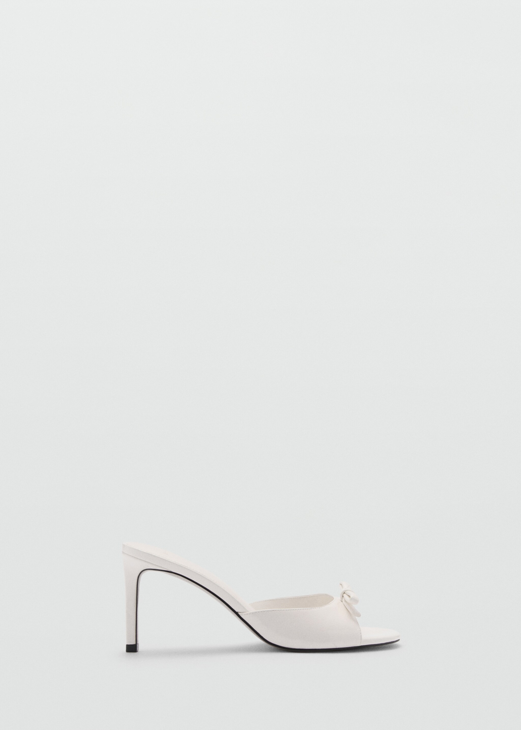 Bow heel sandals - Article without model