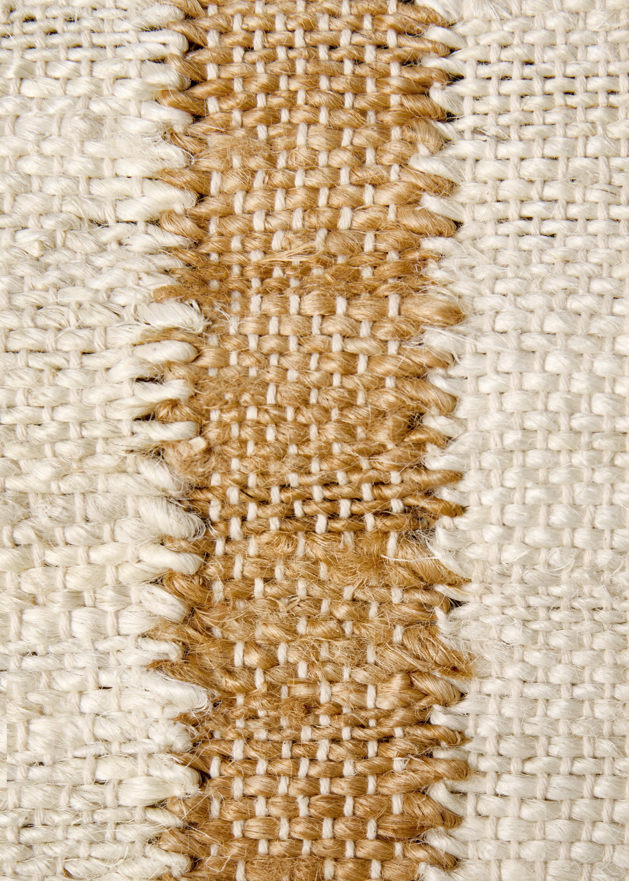 Jute and cotton-blend carpet 60x120cm - Details of the article 2, Sand. Ref: 77013275-00.