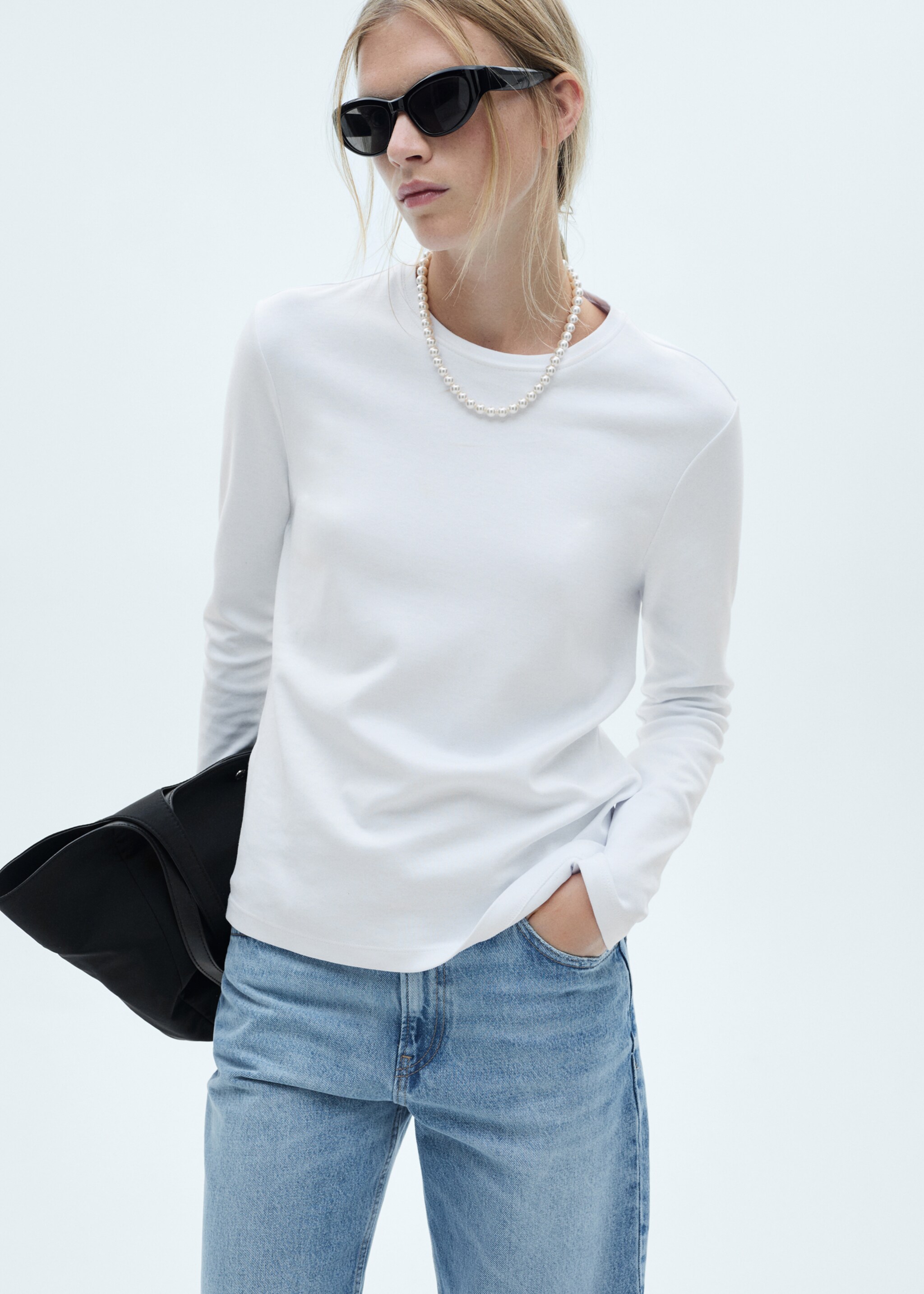 Gerade Jeans Miami mit mittlerer Bundhöhe - Mittlere Ansicht, Mittelblau. Ref: 77014019-00.