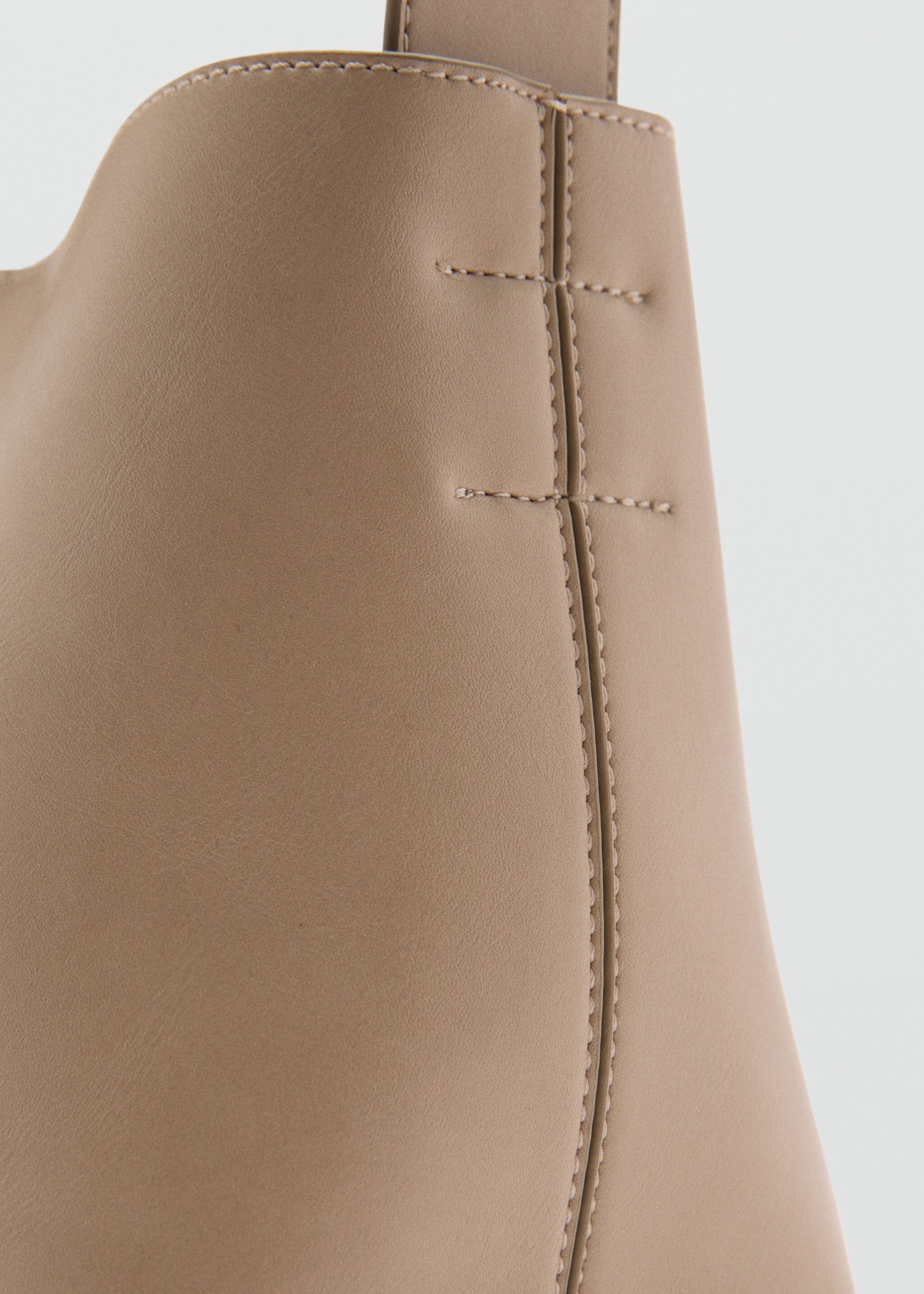 Minishopper schoudertas - Detail van het artikel 3, Gebroken wit. Ref: 77014021-00.