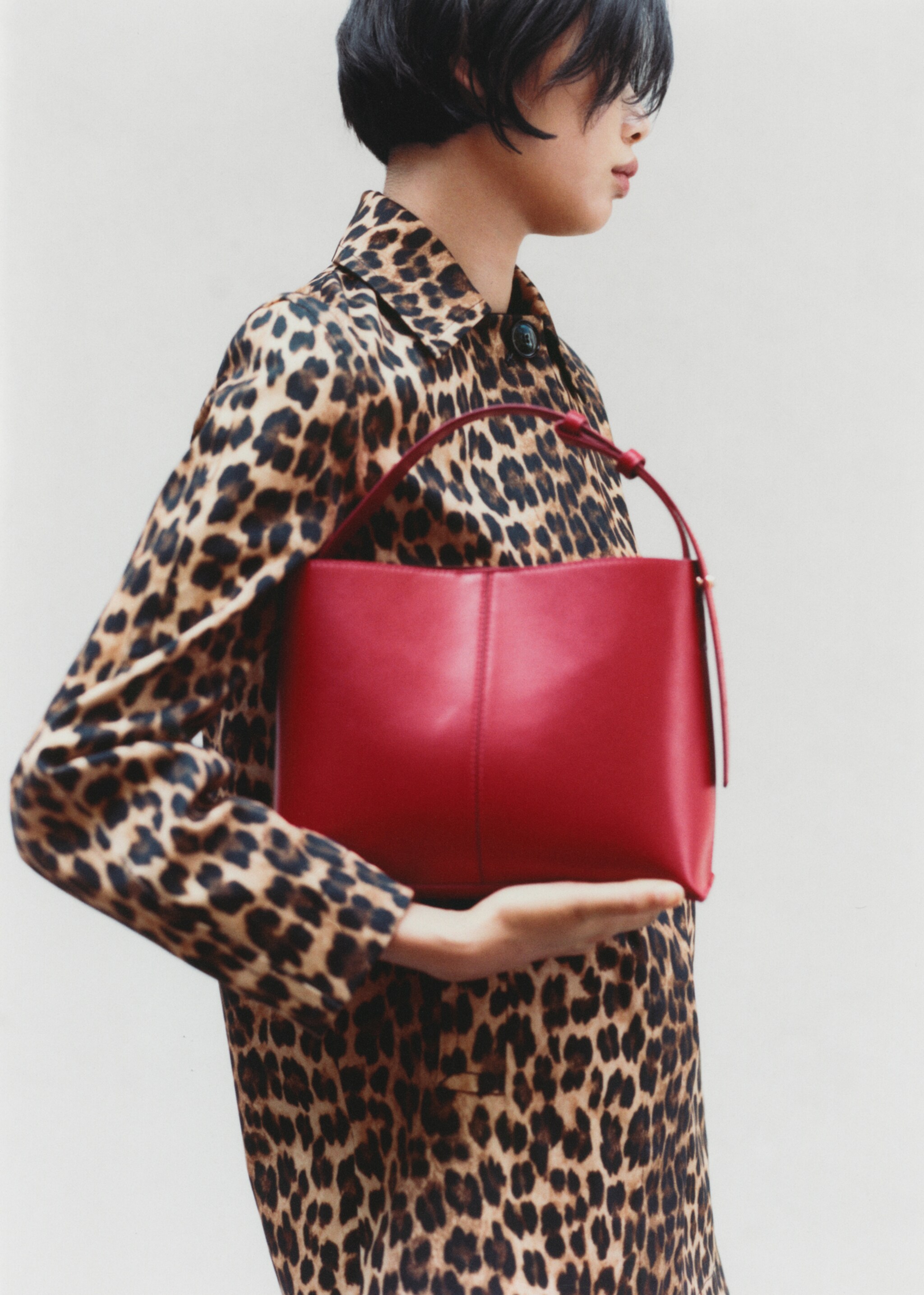 Mini-shopper shoulder bag - Details of the article 9, Red. Ref: 77014021-00.