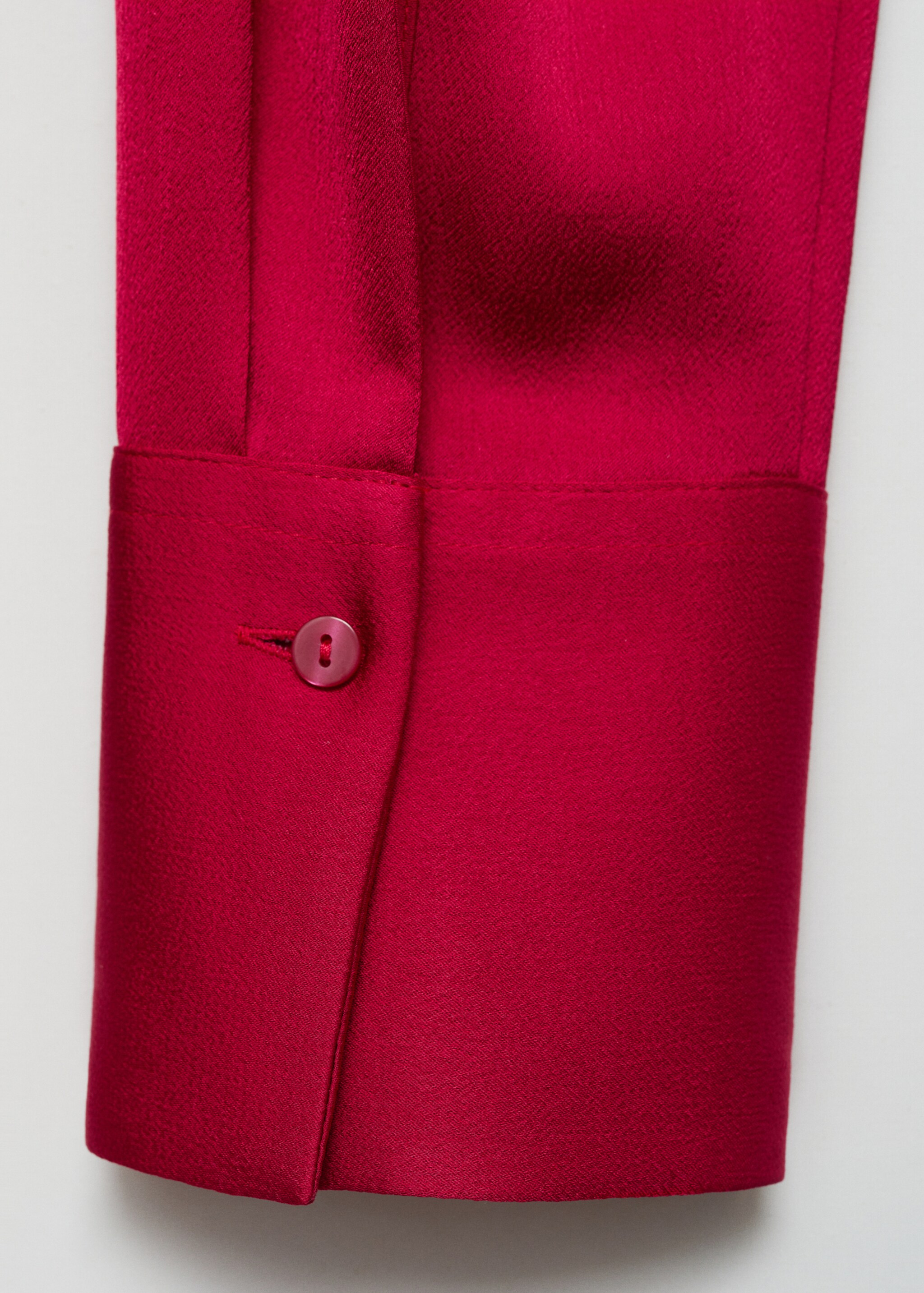 Fließende Satinbluse - Detail des Artikels 0, Fuchsia. Ref: 77014032-00.