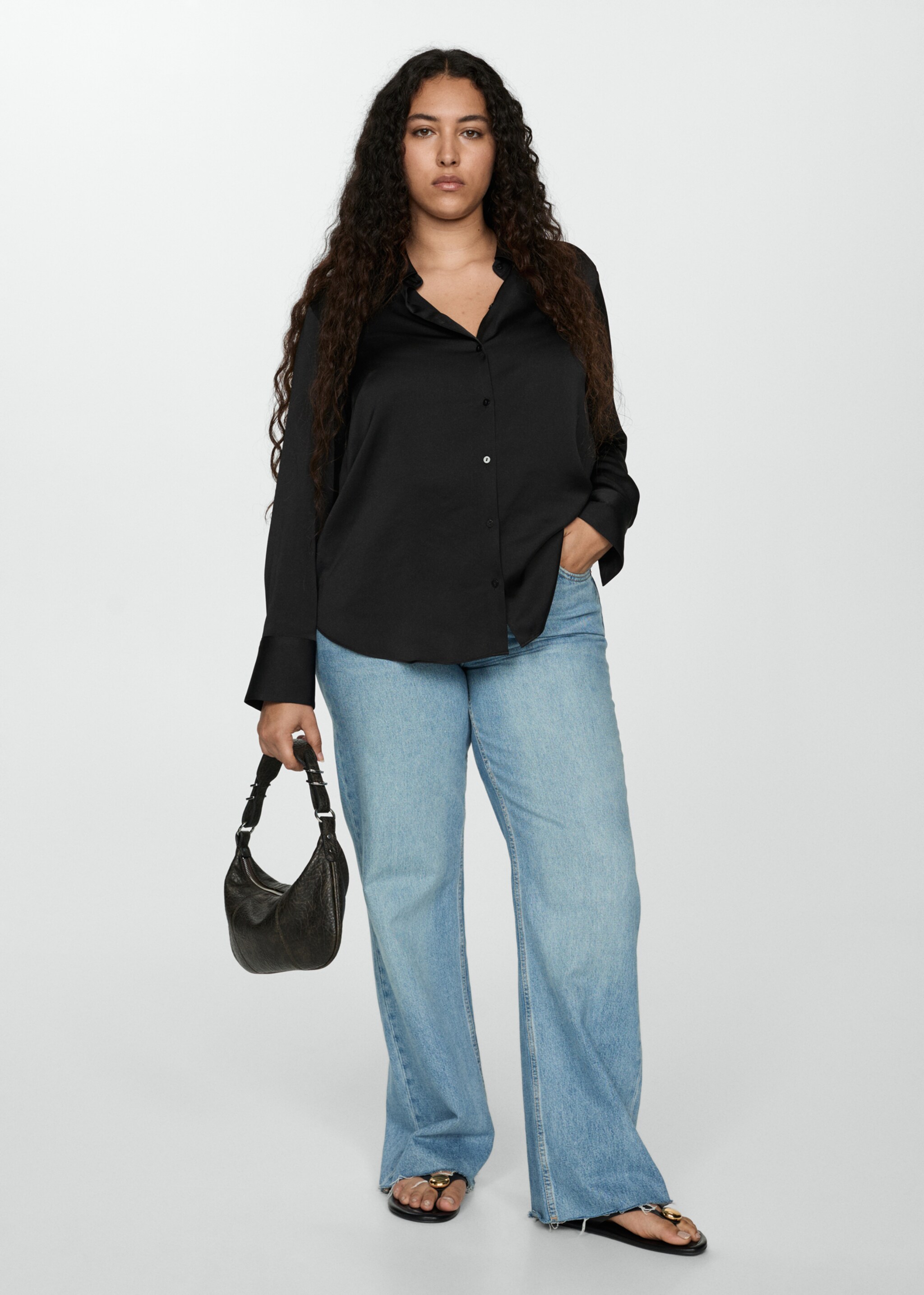 Satin finish flowy shirt - Details of the article 3, Black. Ref: 77014032-00.