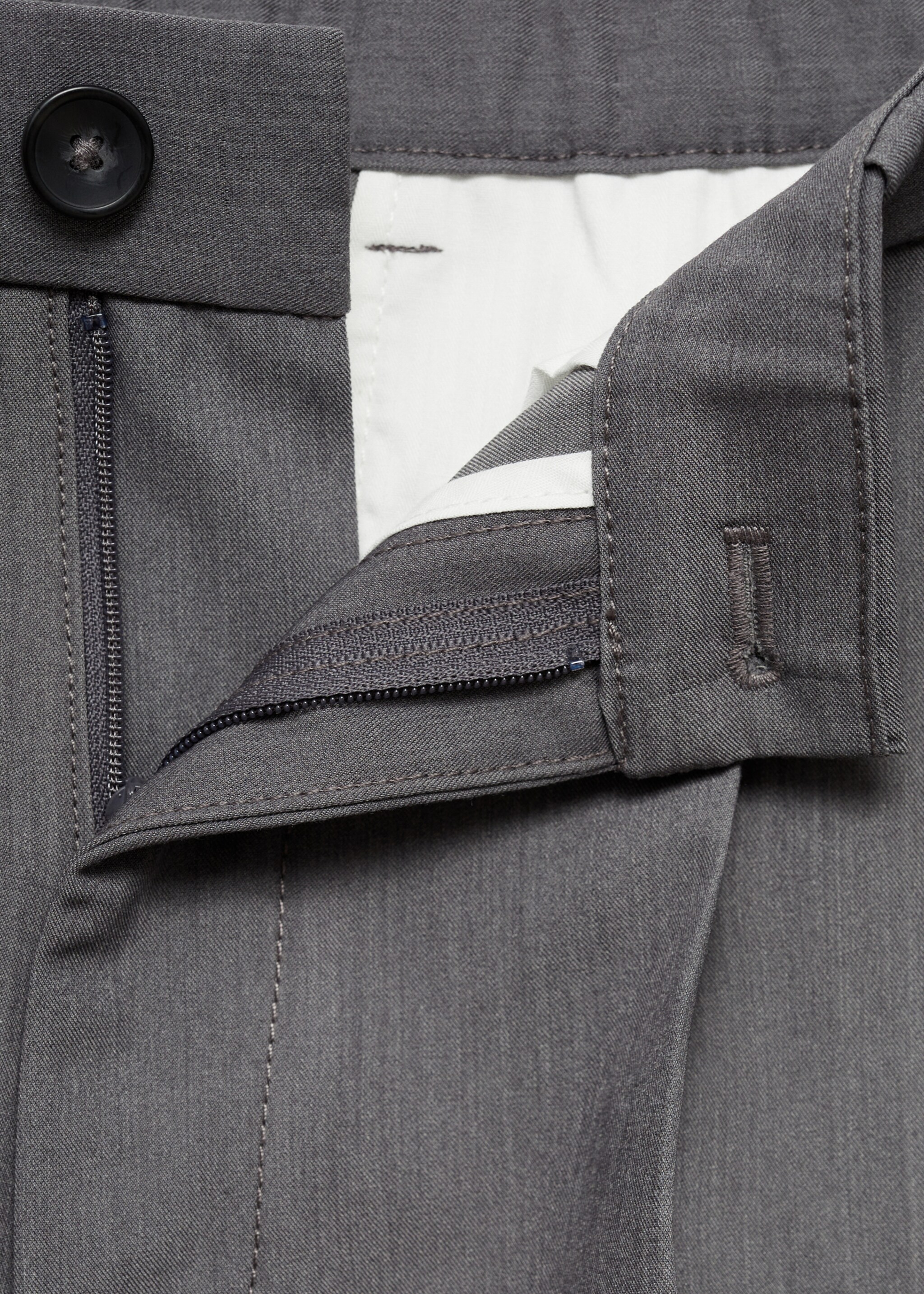 Pantalon regular-fit fluide pinces - Détail de l'article 8, Gris. Ref: 77014437-00.