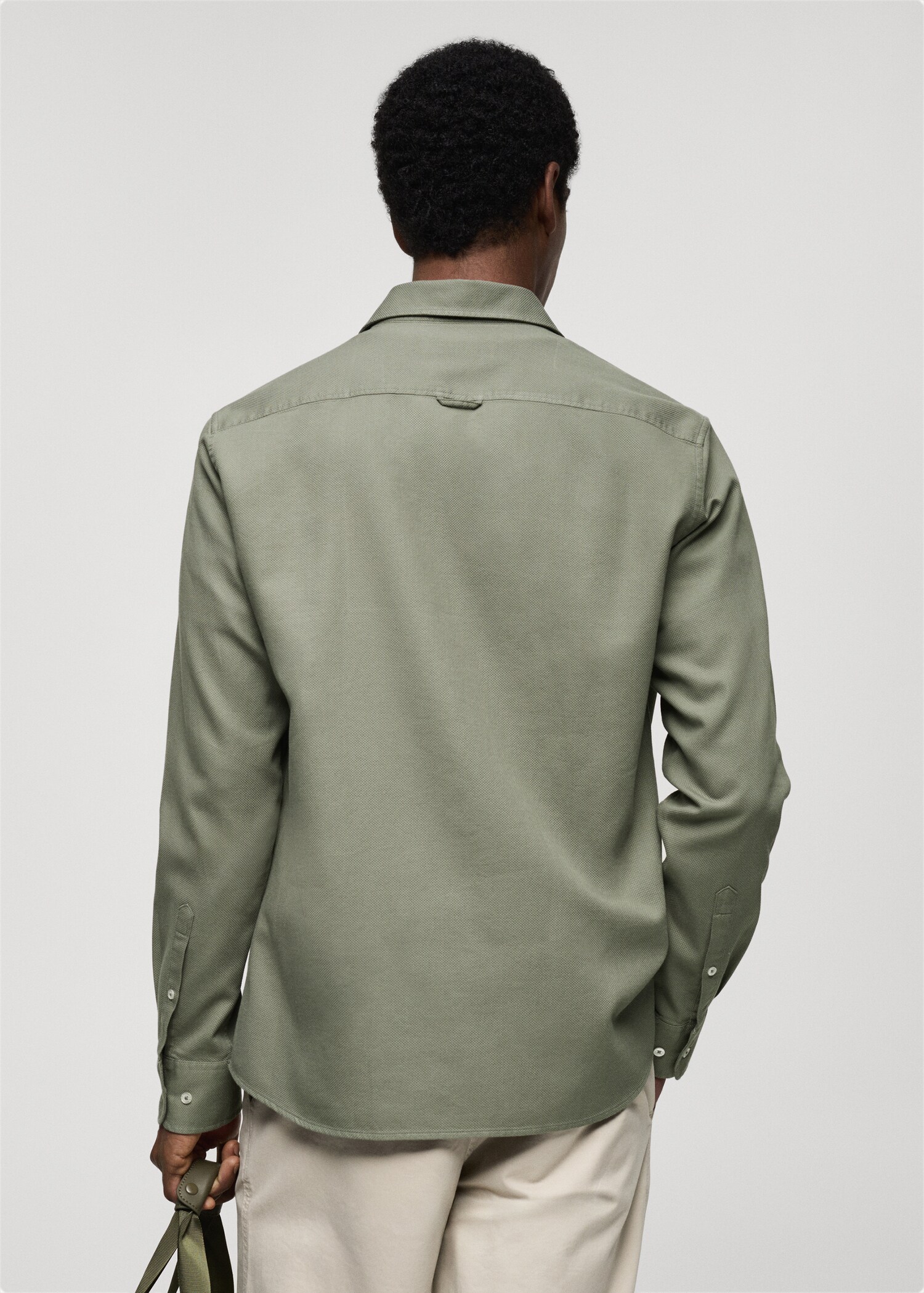 100% cotton regular-fit shirt - Reverse of the article