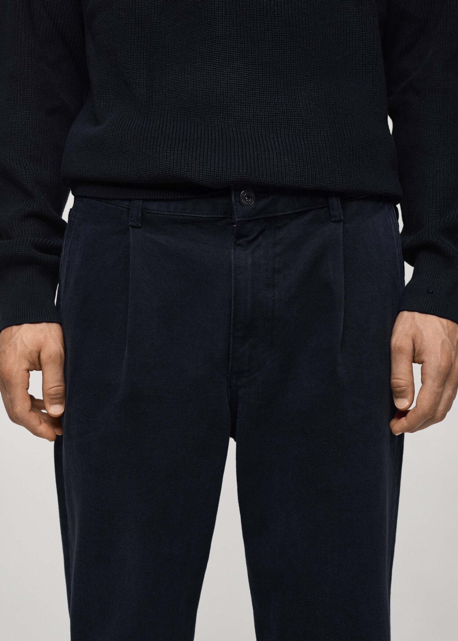 Tejano pinzas tapered fit - Detalle del artículo 1