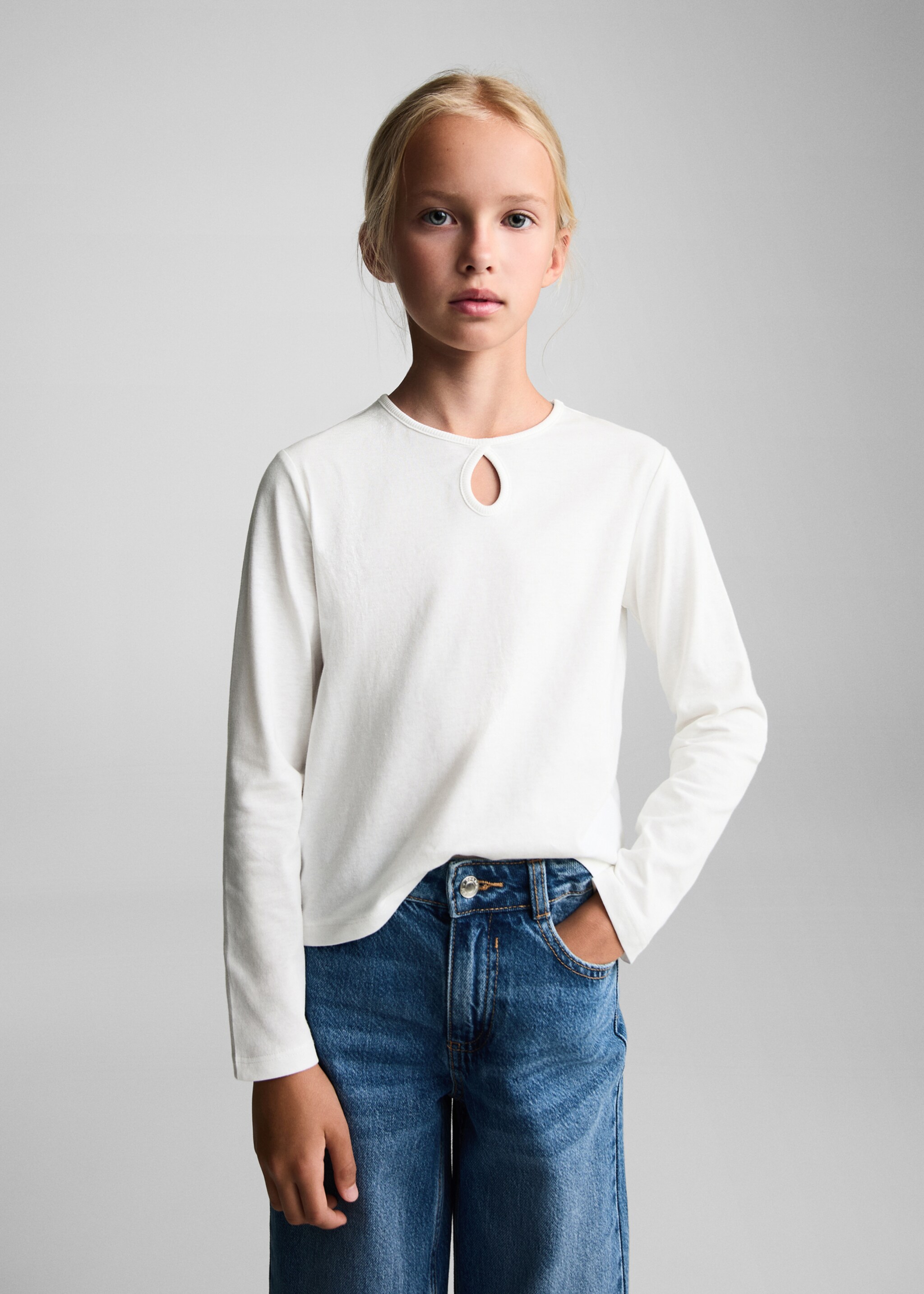 Långärmad t-shirt i bomull - Bild av mittparti, Benvit. Ref: 77014452-00.