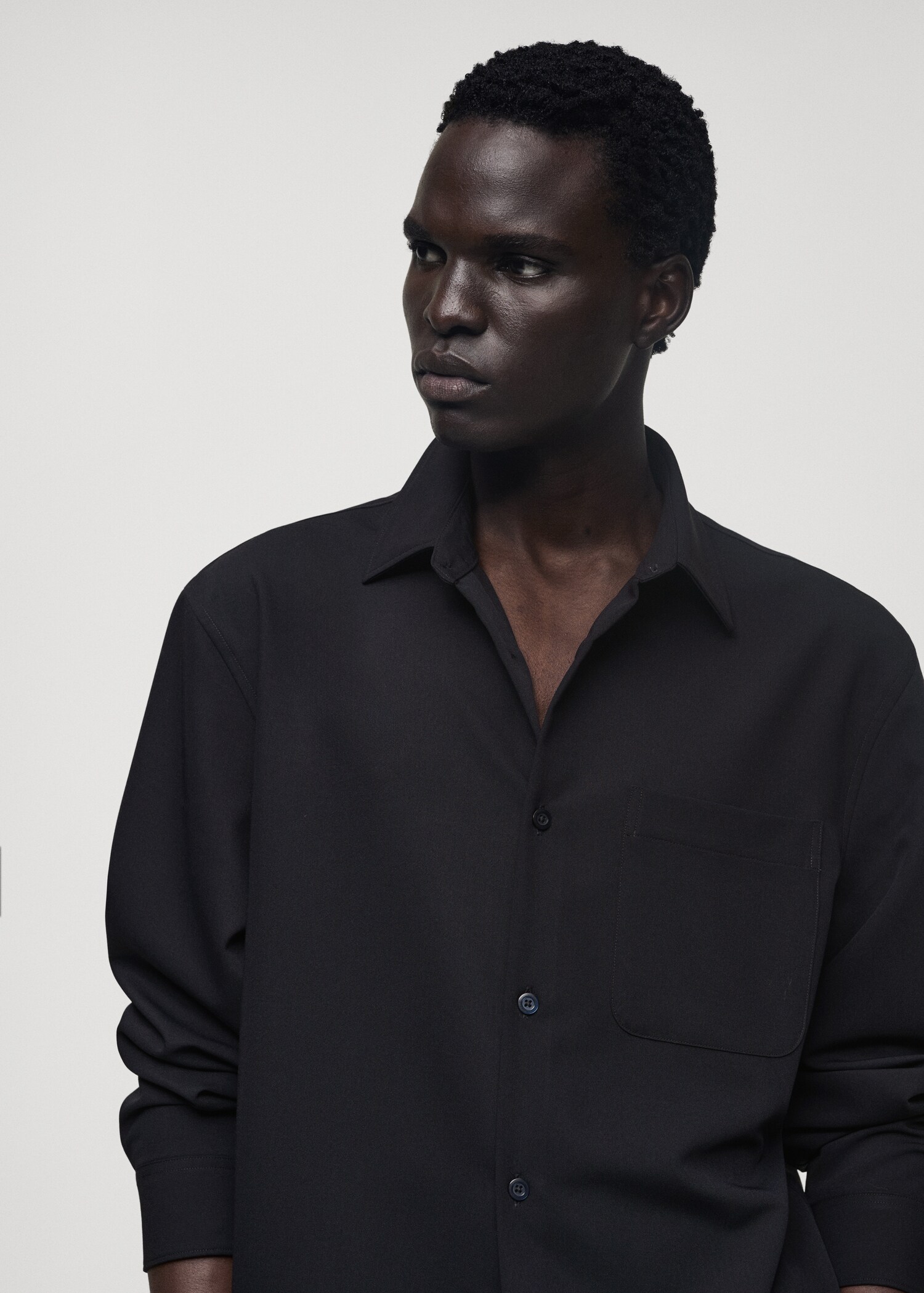 Regular-fit shirt with pocket - Détail de l'article 1