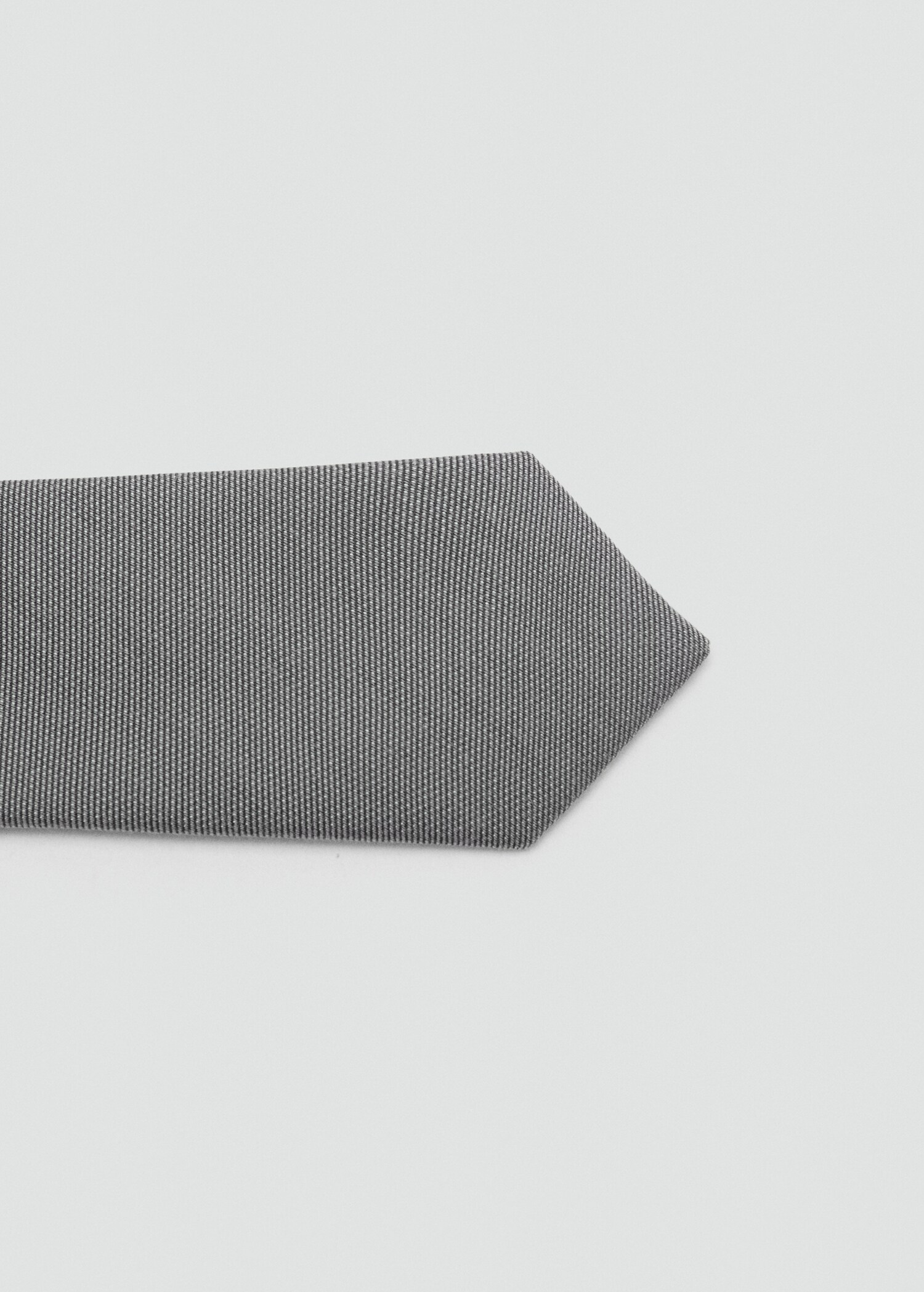 Tie with plain design - Details of the article 1