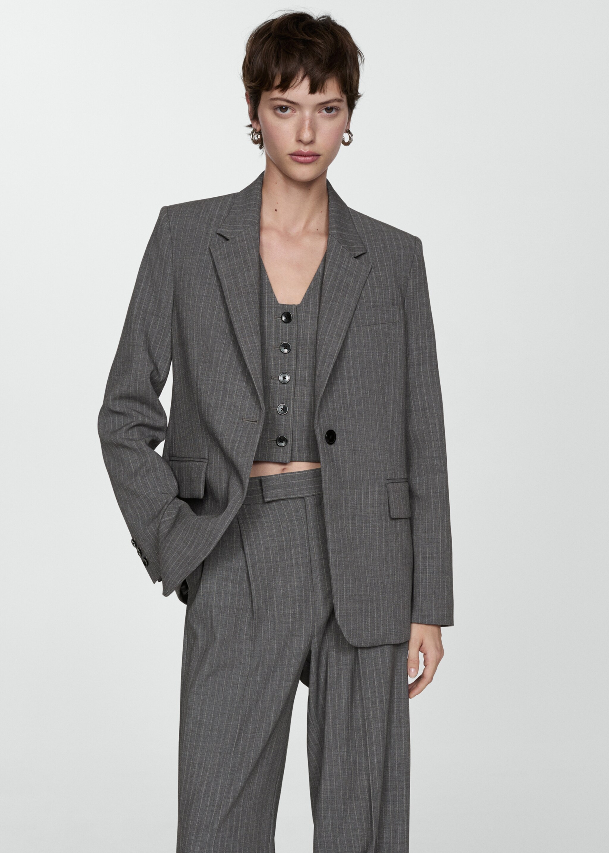 Blazer vestit ratlla diplomàtica - Pla mig, Gris. Ref: 77014767-00.