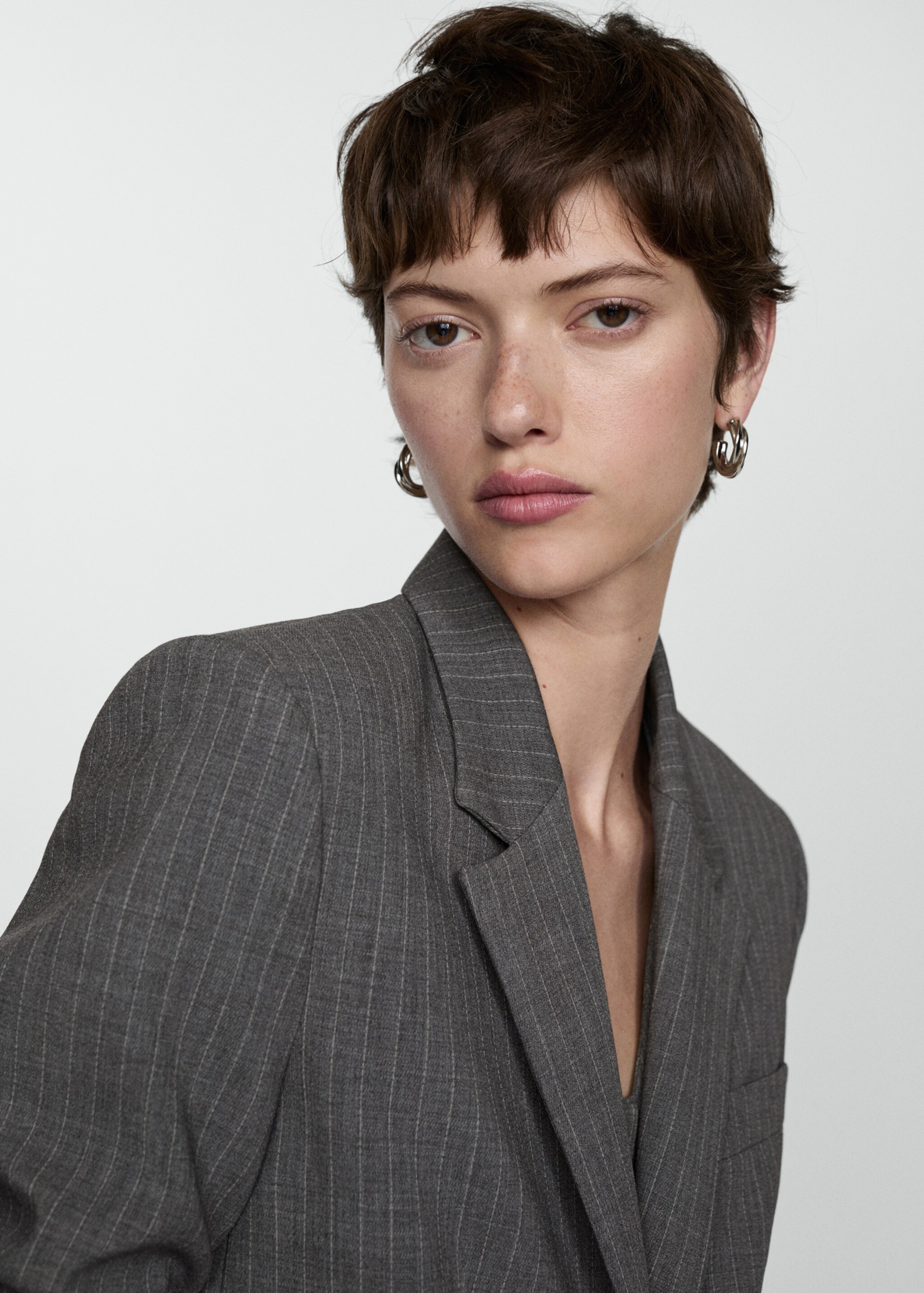 Blazer vestit ratlla diplomàtica - Detall de l'article 1, Gris. Ref: 77014767-00.