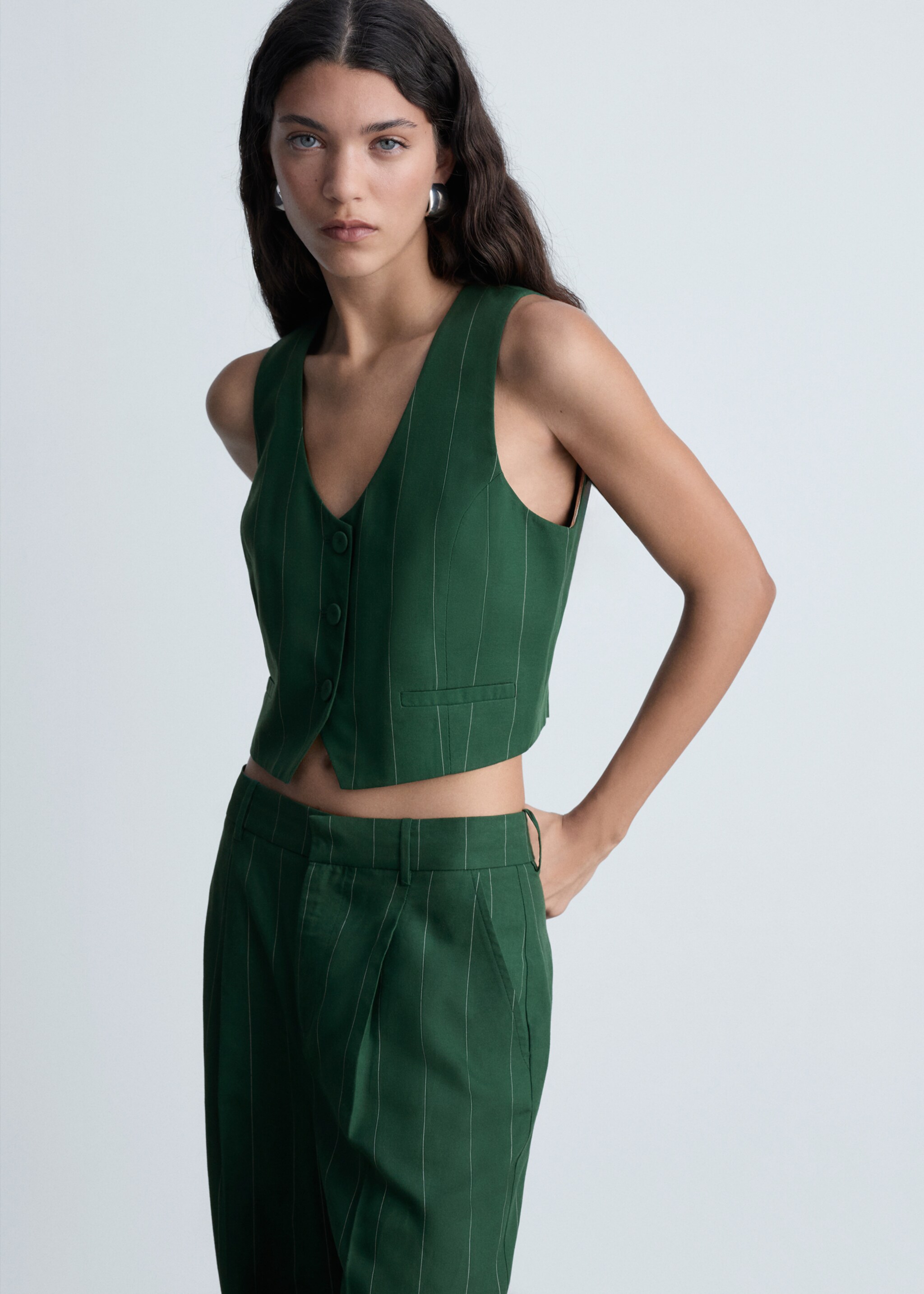 Anzugweste mit Nadelstreifen - Mittlere Ansicht, Grün. Ref: 77014768-00.