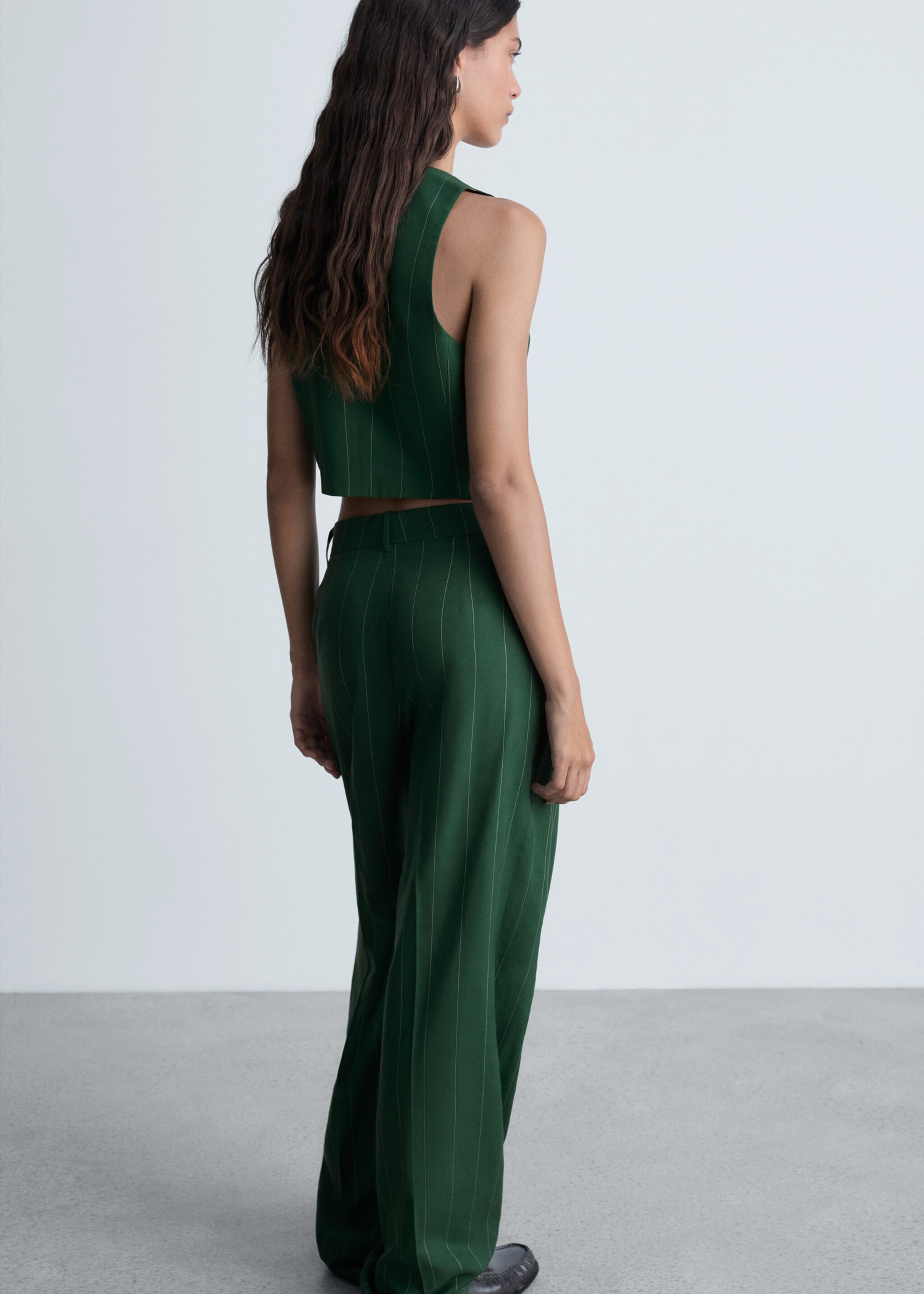 Anzugweste mit Nadelstreifen - Rückseite des Artikels, Grün. Ref: 77014768-00.