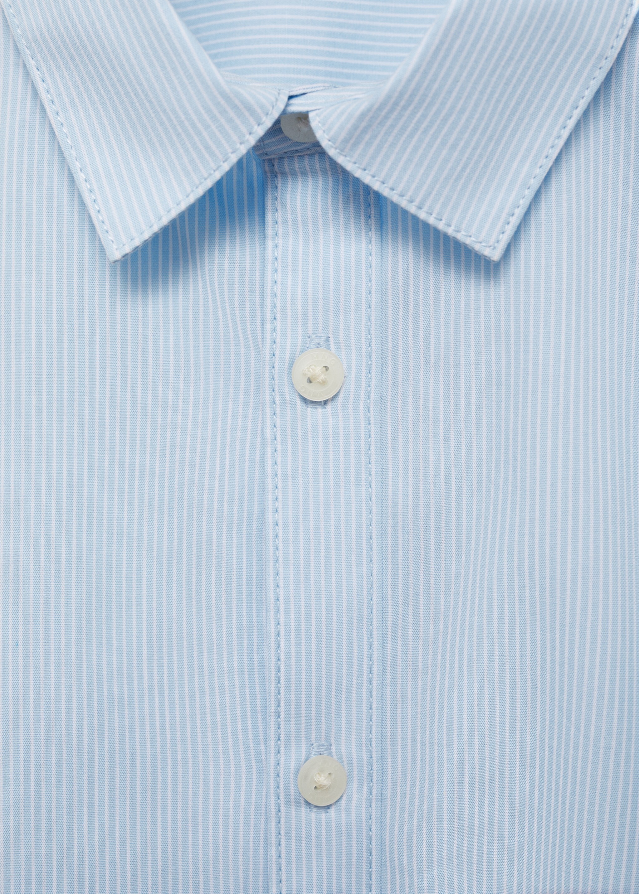 Regular-Fit-Streifenhemd aus Baumwolle - Detail des Artikels 8, Himmelblau. Ref: 77014775-00.