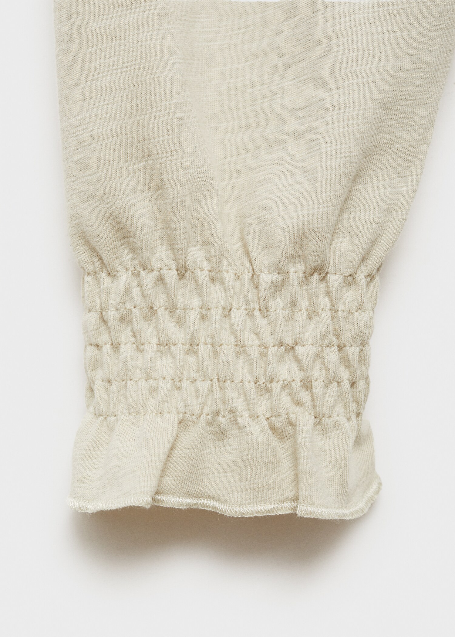 Rynkad detalj blus - Detaljer om artikeln 0