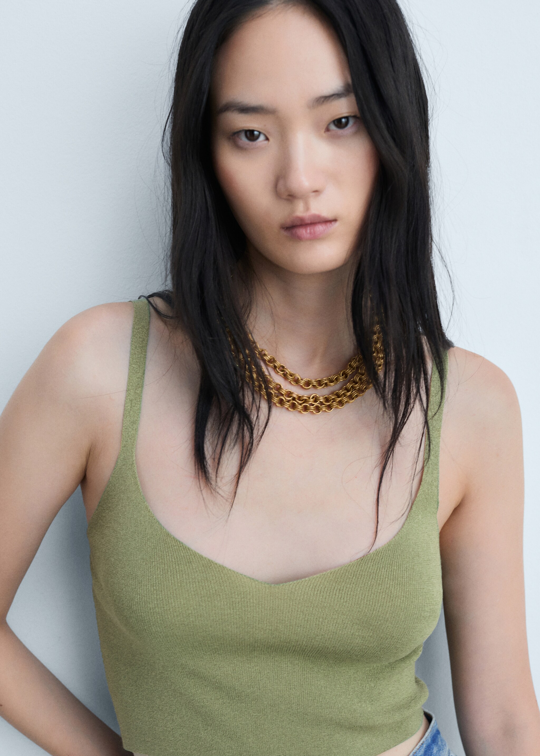 Knitted cropped top - Details of the article 1, Khaki. Ref: 77014792-00.