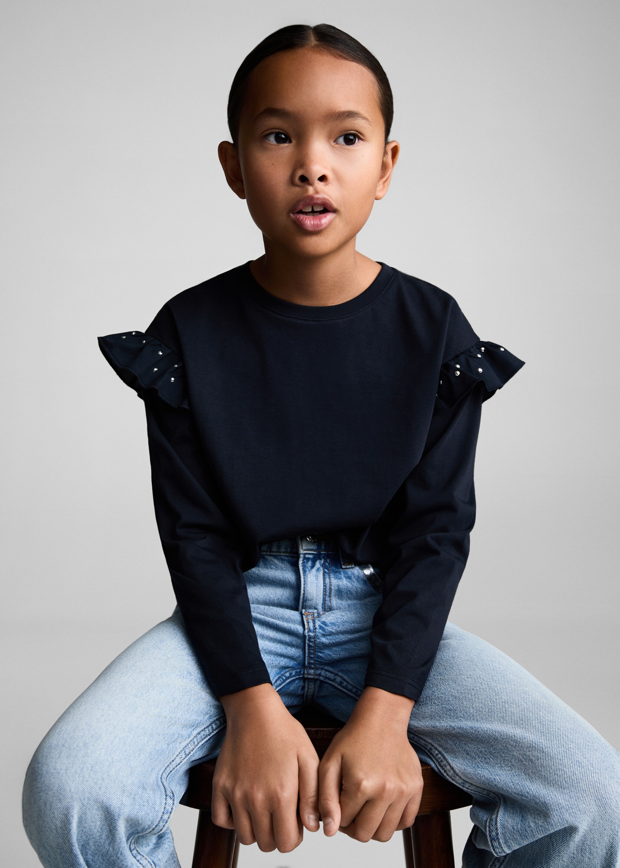 T-shirt with studded ruffles - Details of the article 2, Dark Navy. Ref: 77014801-00.