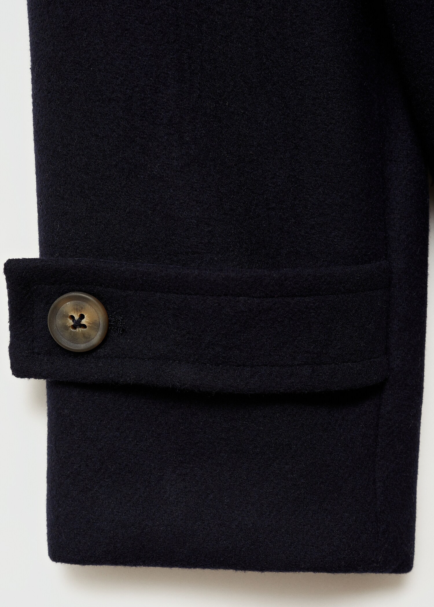 Short cloth coat - Details of the article 0