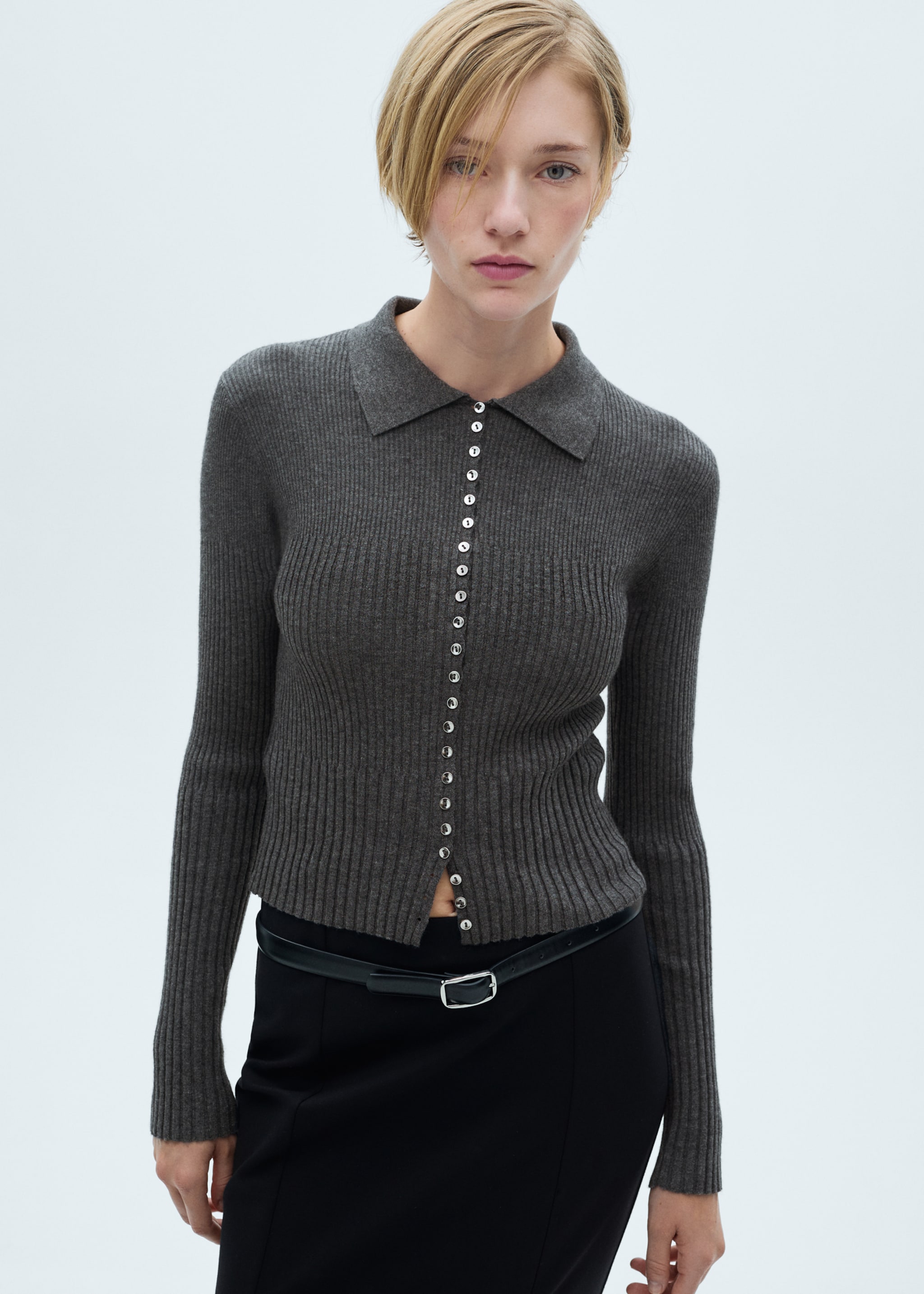 Decorative button sweater - Medium plane, Dark Heather Grey. Ref: 77015643-00.