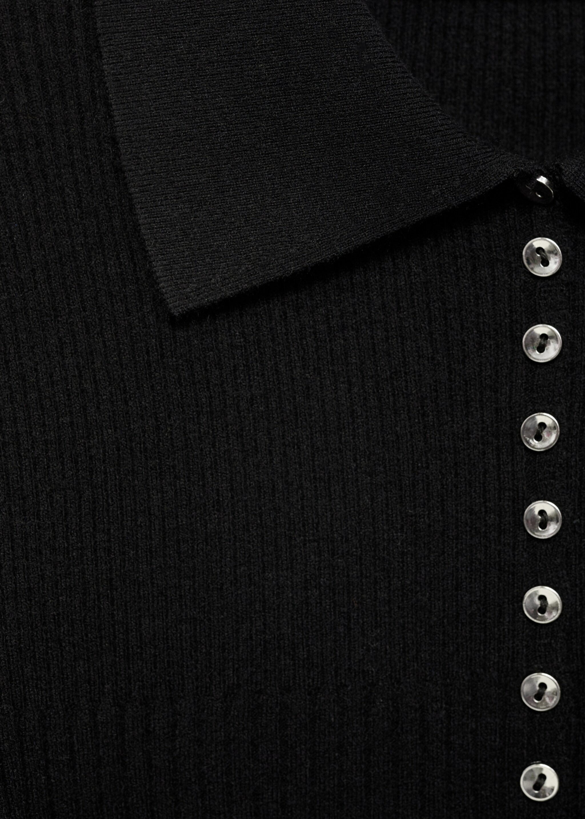 Pullover mit Zierknöpfen - Detail des Artikels 8, Schwarz. Ref: 77015643-00.