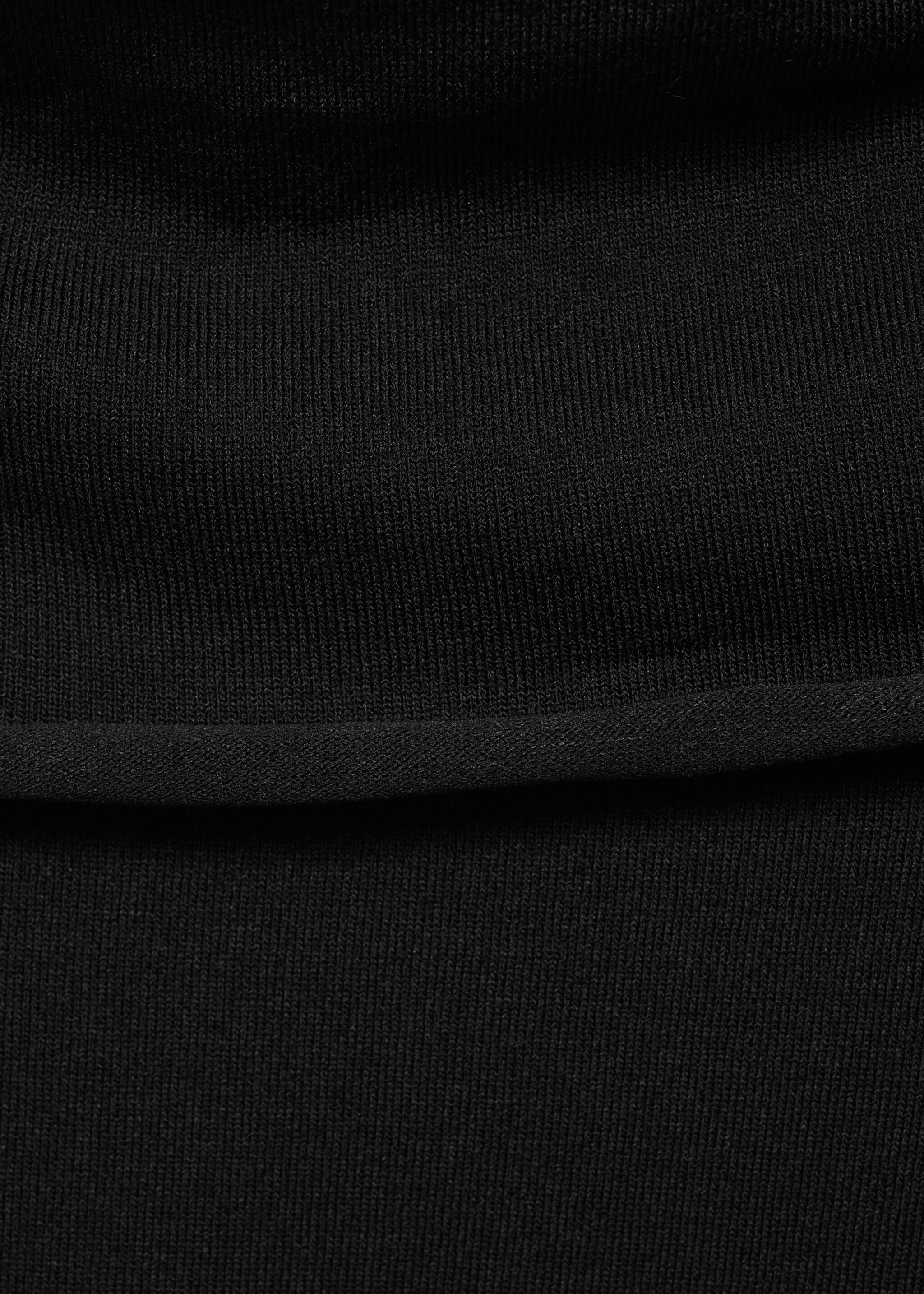 Off shoulders sweater - Details of the article 8, Black. Ref: 77015644-00.