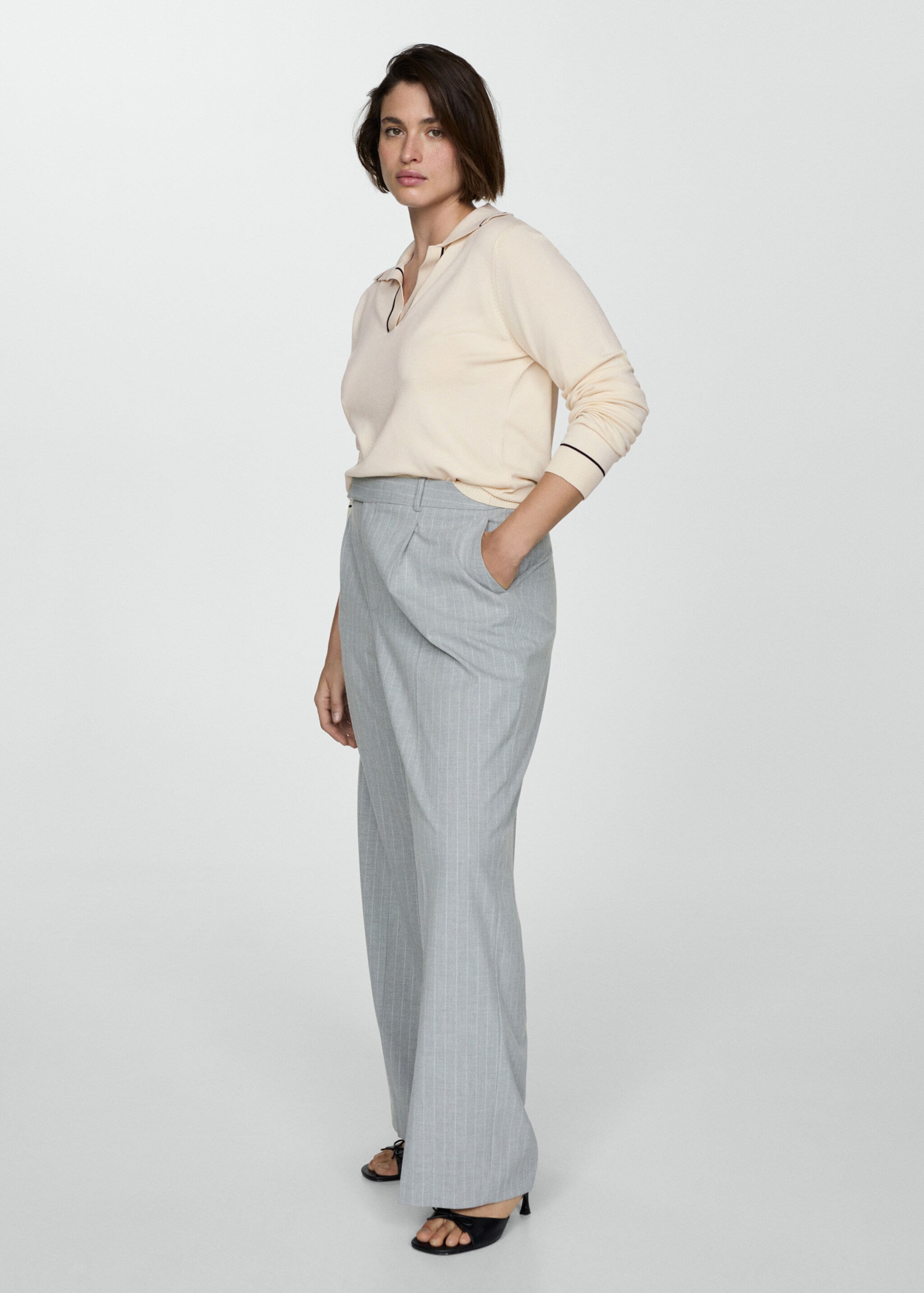 Knitted polo-neck sweater - Details of the article 3, Ecru. Ref: 77015645-00.