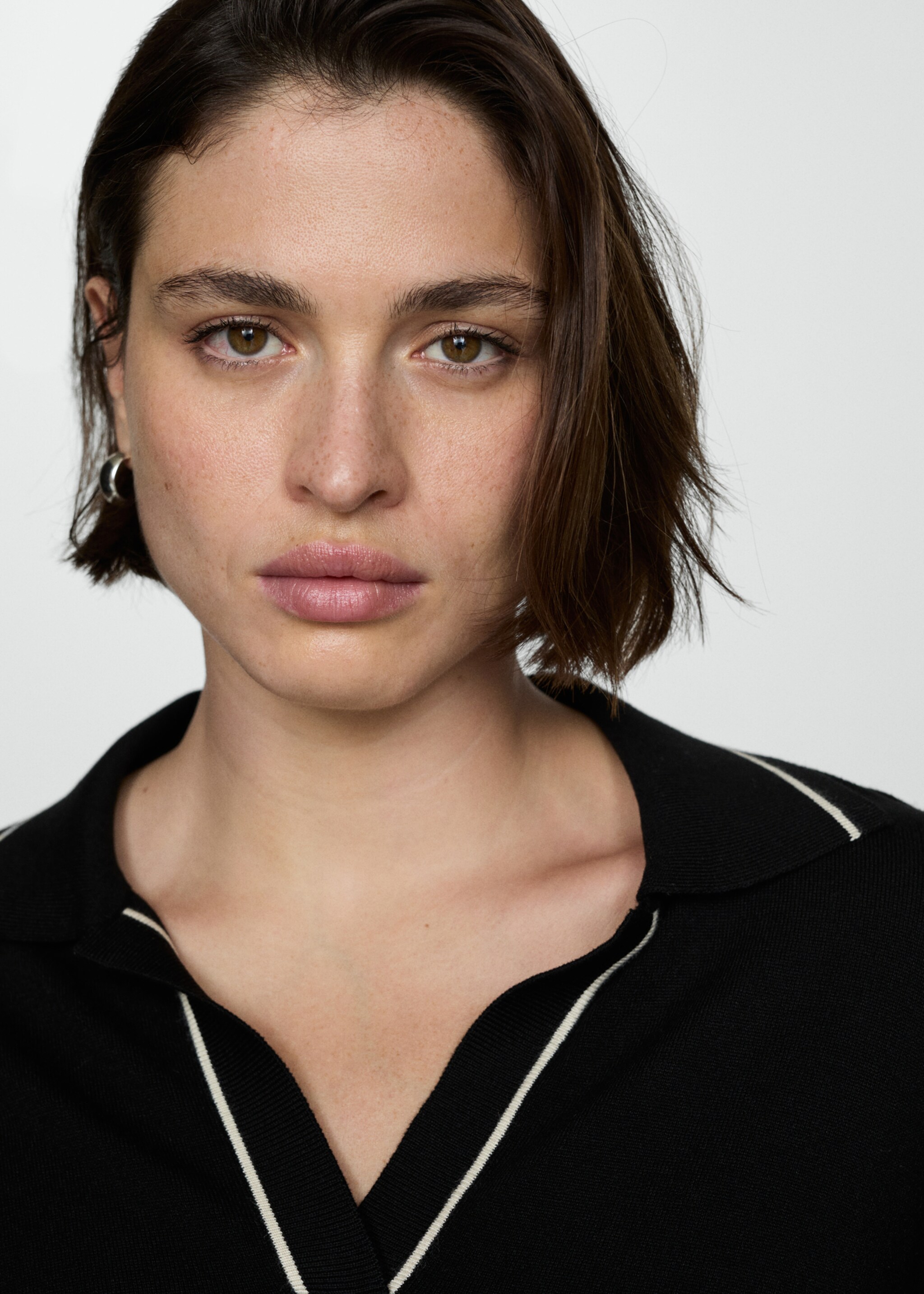 Knitted polo-neck sweater - Details of the article 4, Black. Ref: 77015645-00.