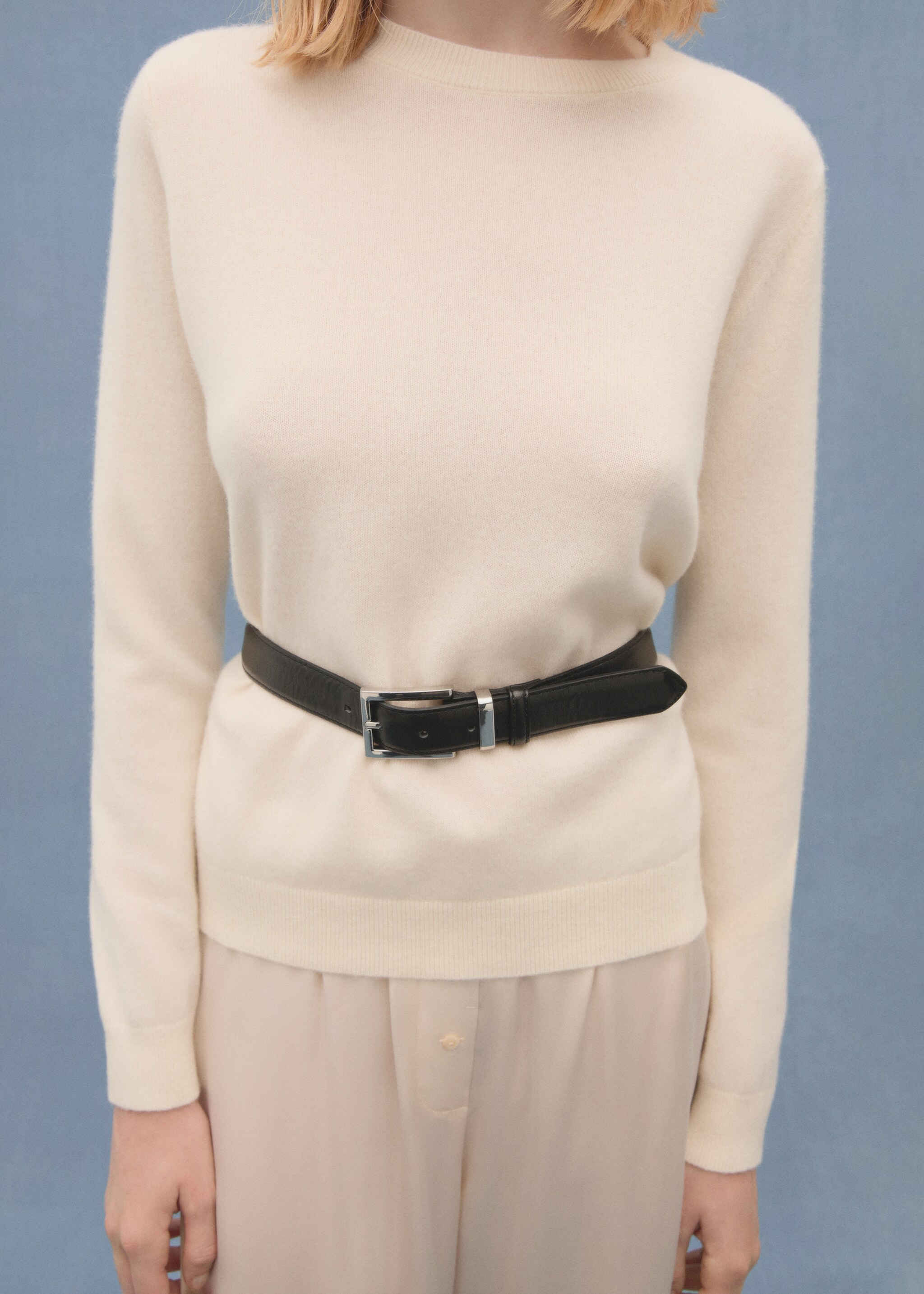 100% cashmere sweater - Details of the article 7, Ecru. Ref: 77015655-00.