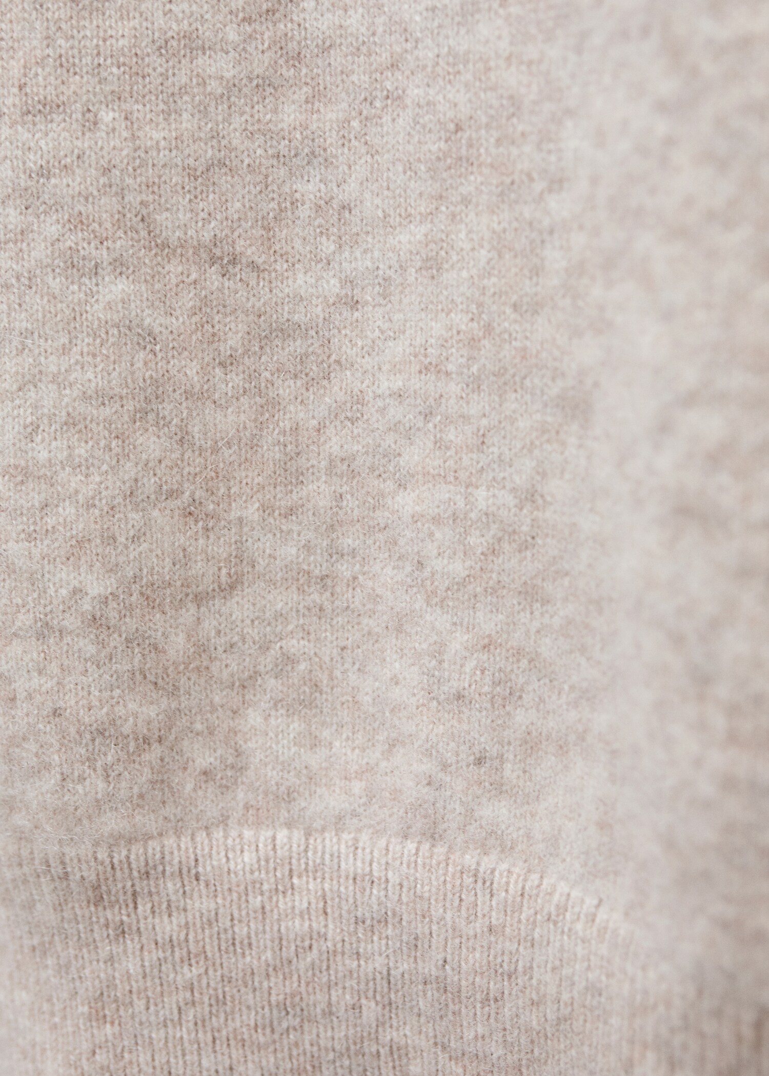 100% cashmere sweater - Details of the article 0