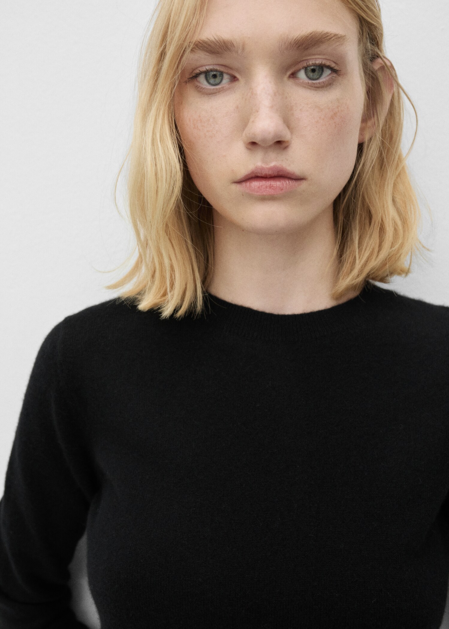 100% cashmere sweater - Details of the article 1