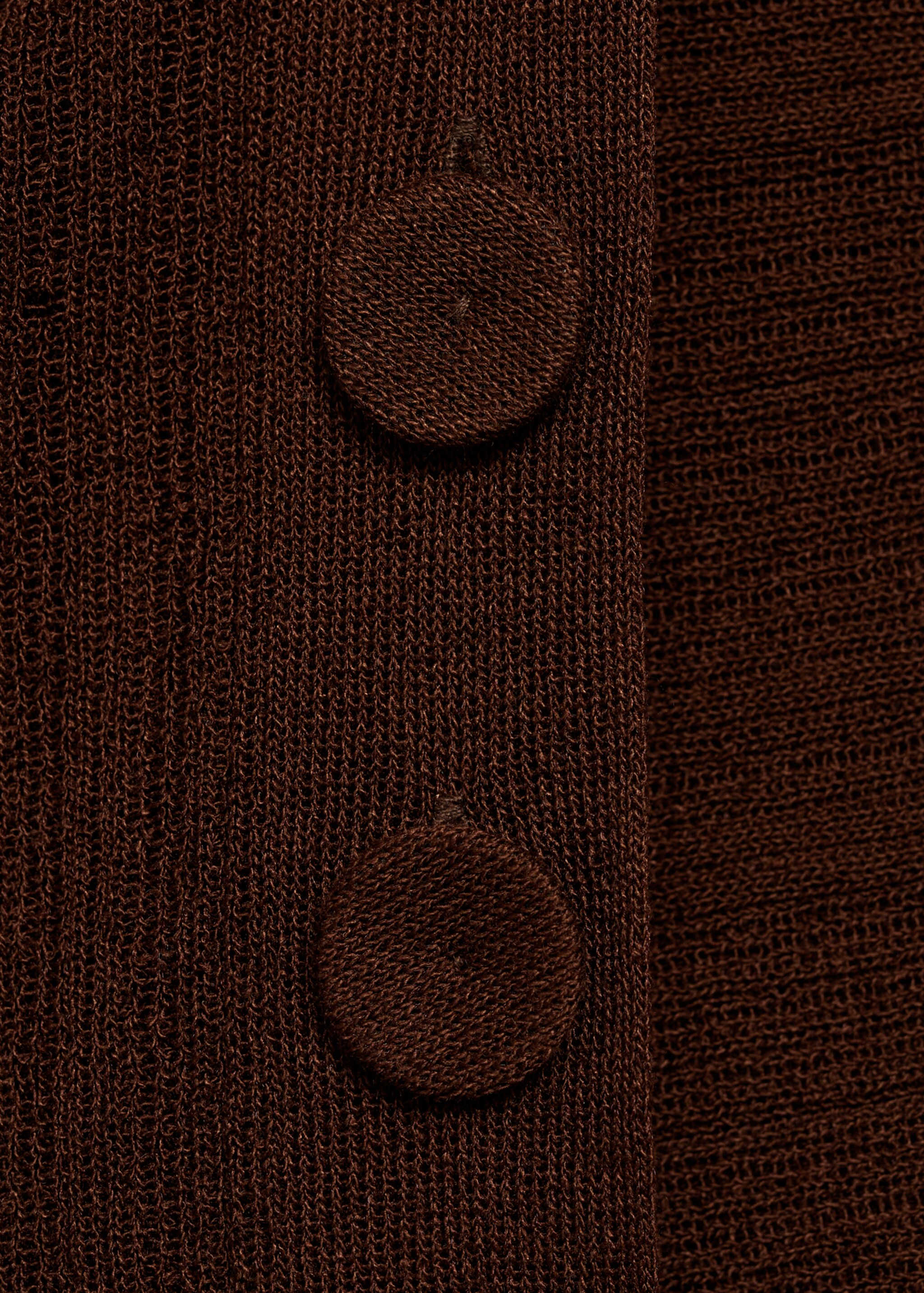 T-shirt semi-transparent boutons - Détail de l'article 8, Chocolat. Ref: 77015657-00.