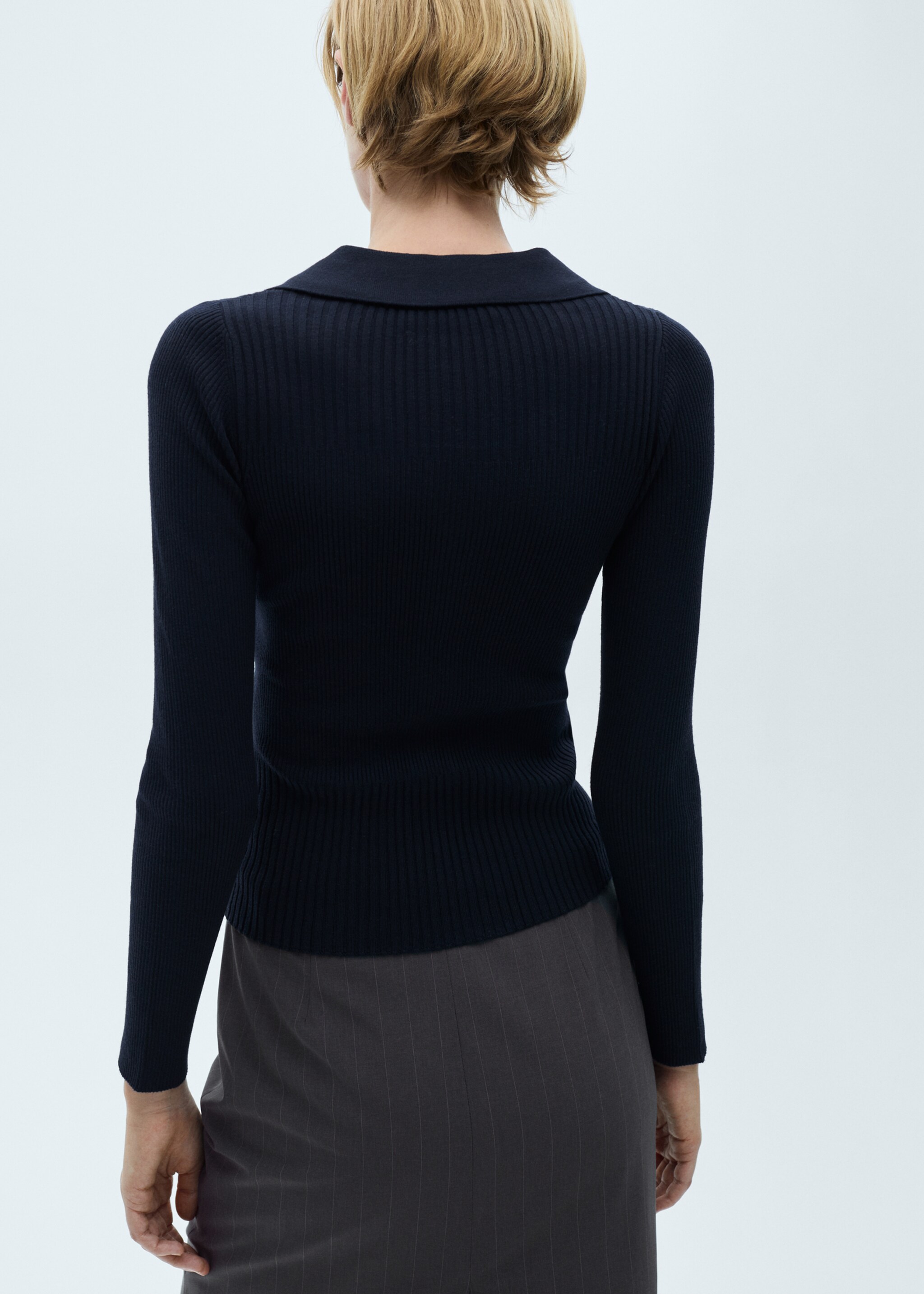 Ribbed sweater with buttons - Reverse of the article, Dark Navy. Ref: 77015658-00.