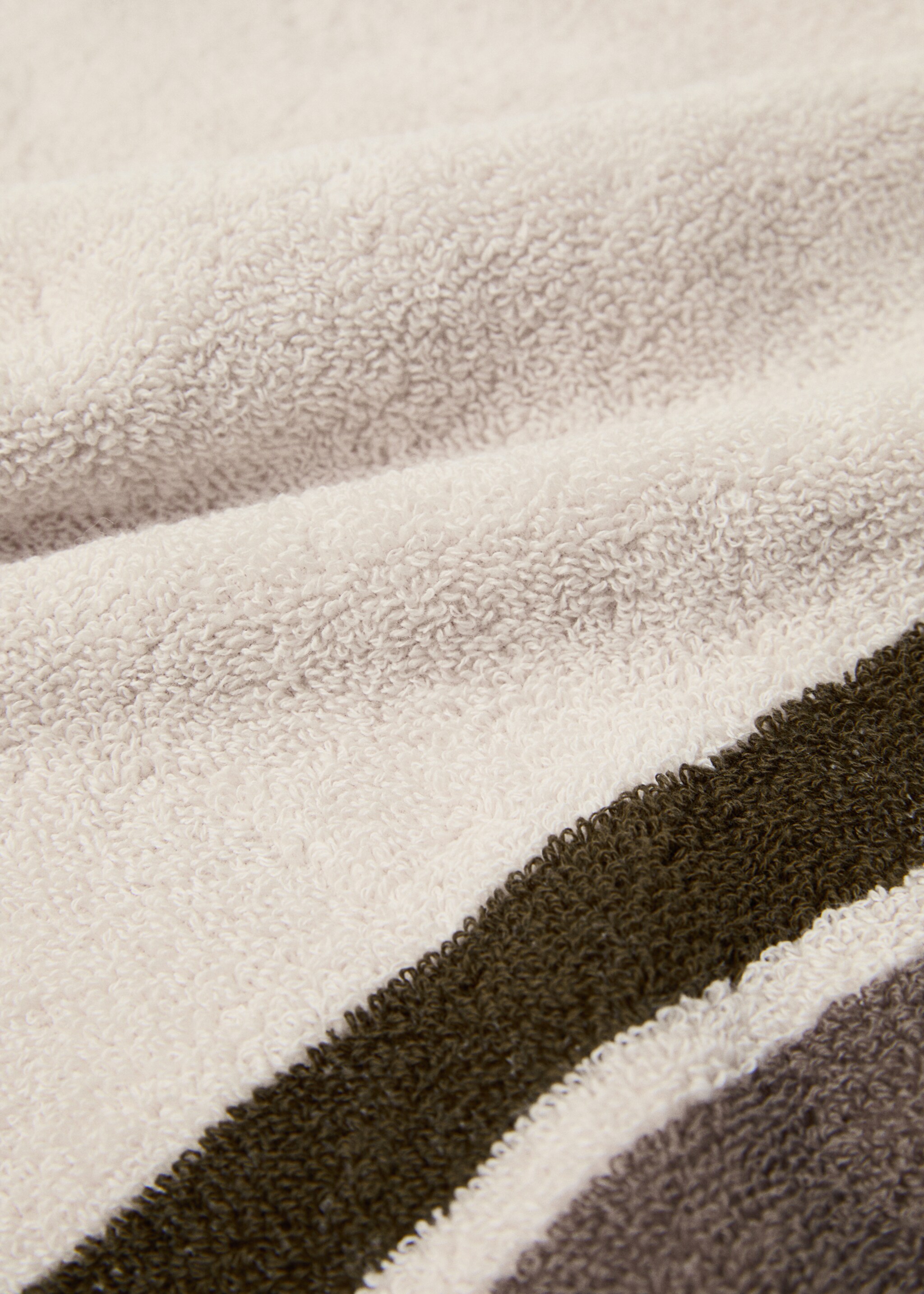 Tovallola lavabo 100% cotó ratlles 50x90cm - Detall de l'article 2, Beige. Ref: 77015679-00.