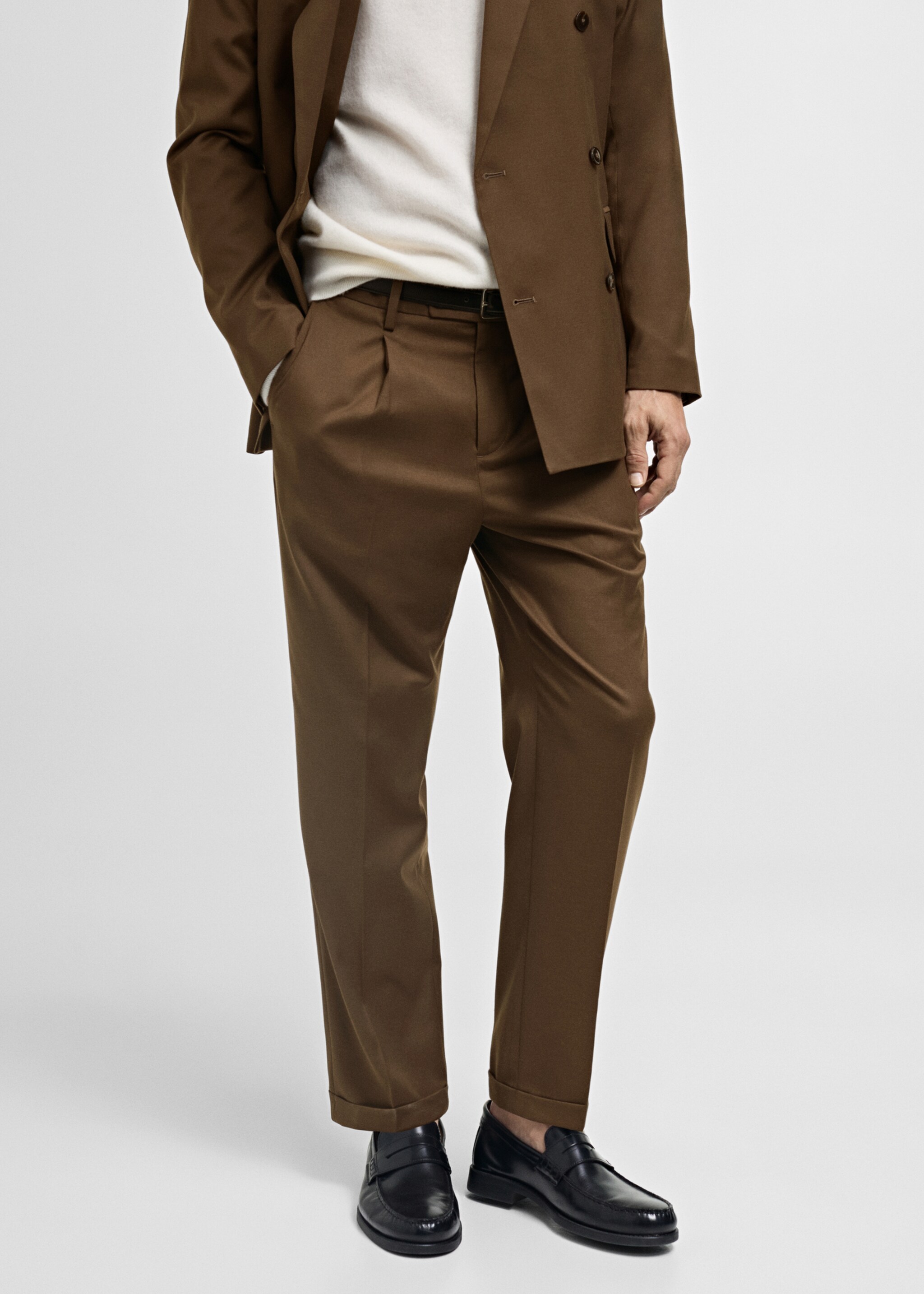 Slim-fit suit trousers - Medium plane, Brown. Ref: 77015975-00.