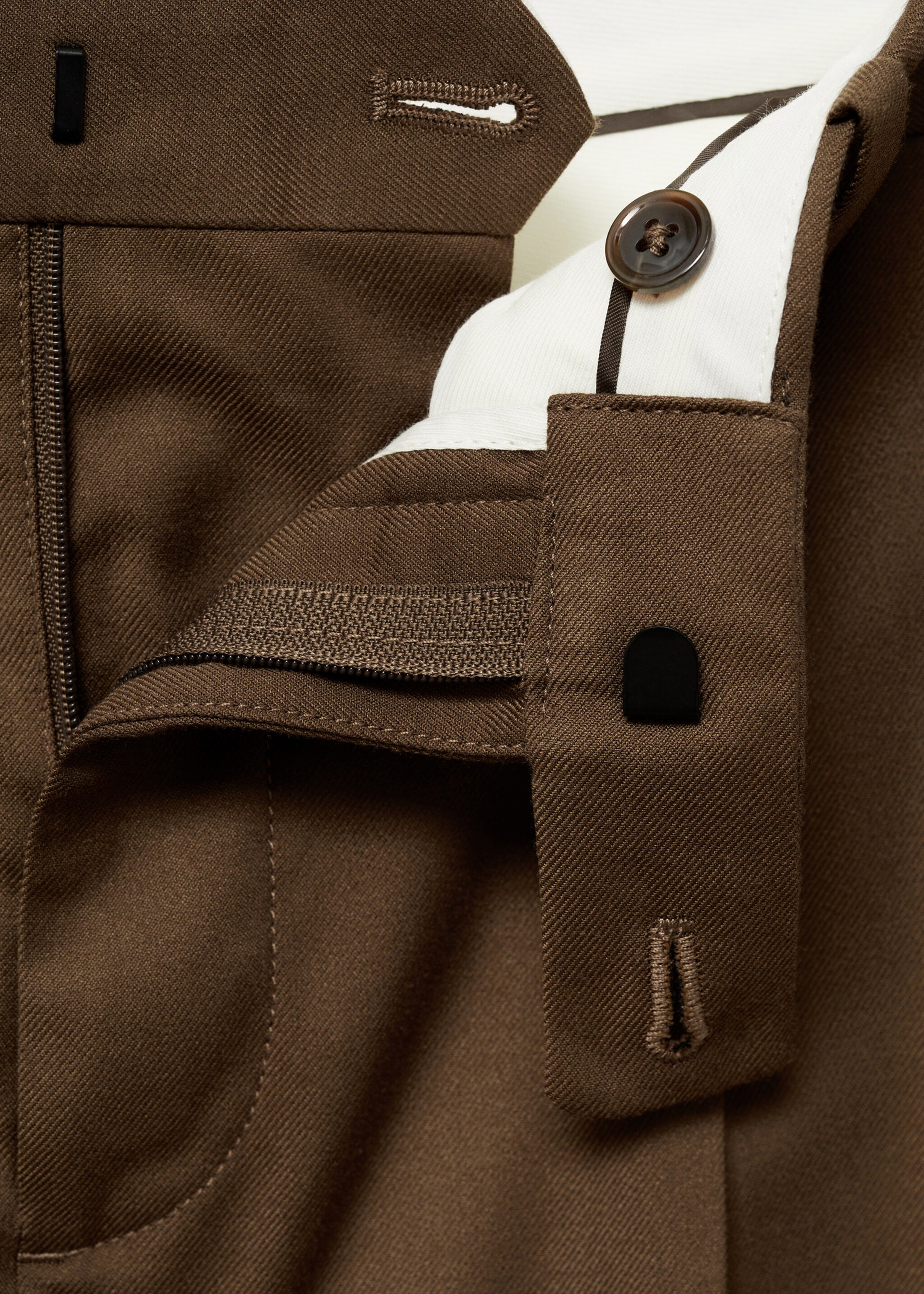 Slim-fit suit trousers - Details of the article 0, Brown. Ref: 77015975-00.