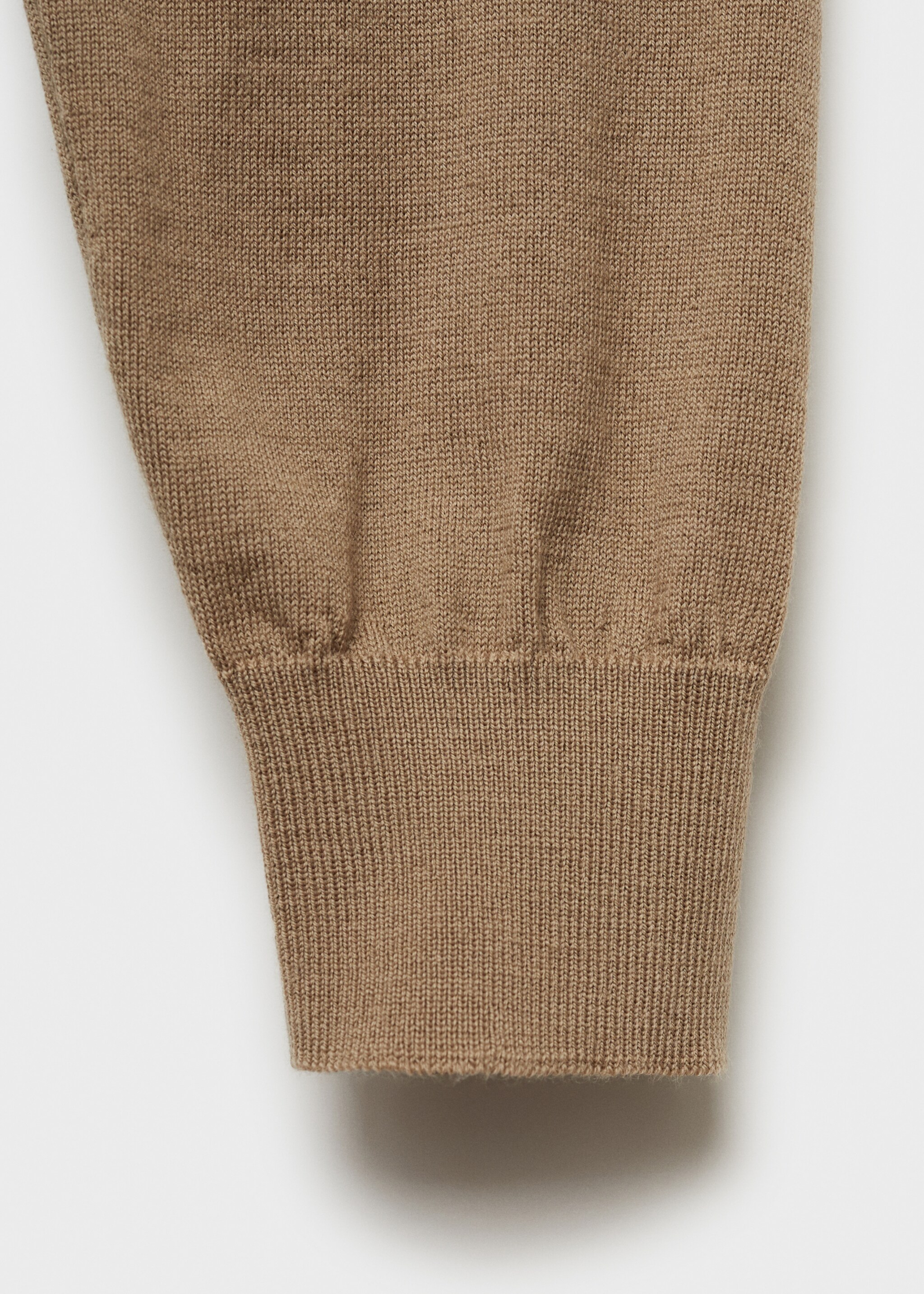 Dolčevita od 100 % merino vune - Detalji artikla 0, Boja pijeska. Ref: 77015977-00.
