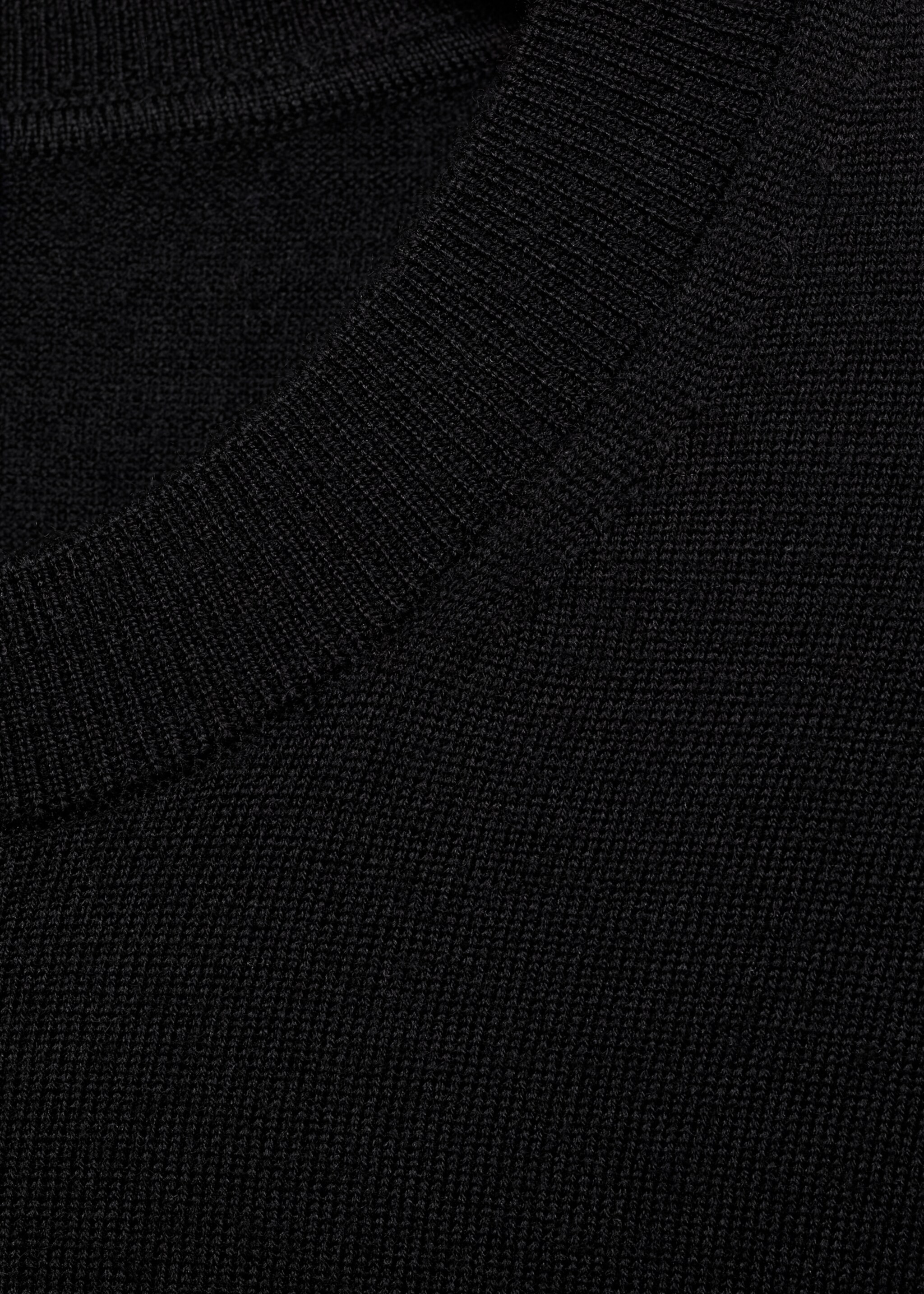 Jersey 100% lana punto medio - Detalle del artículo 8, Negro. Ref: 77015978-00.