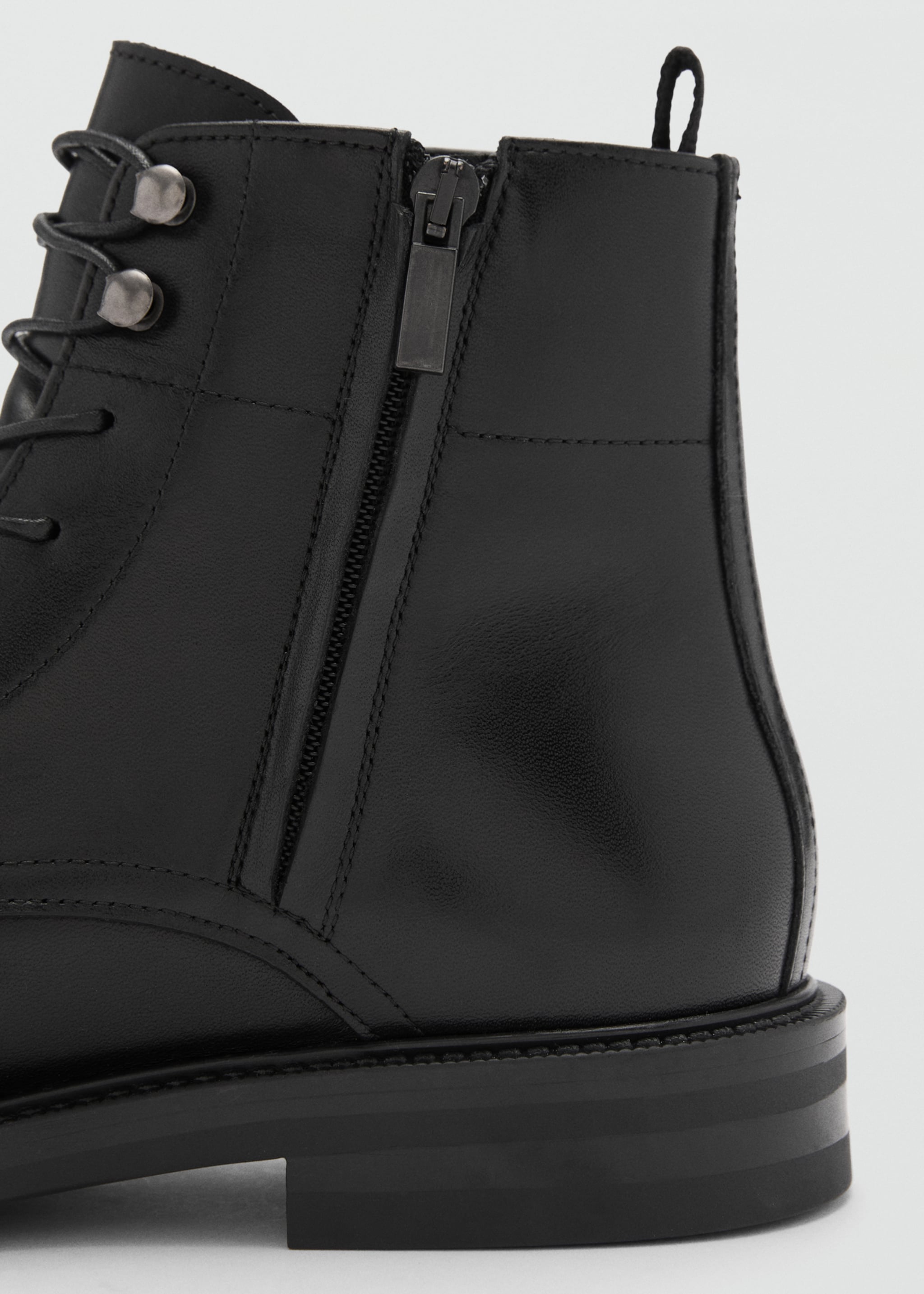 Lace-up leather ankle boots - Details of the article 1, Black. Ref: 77015981-00.