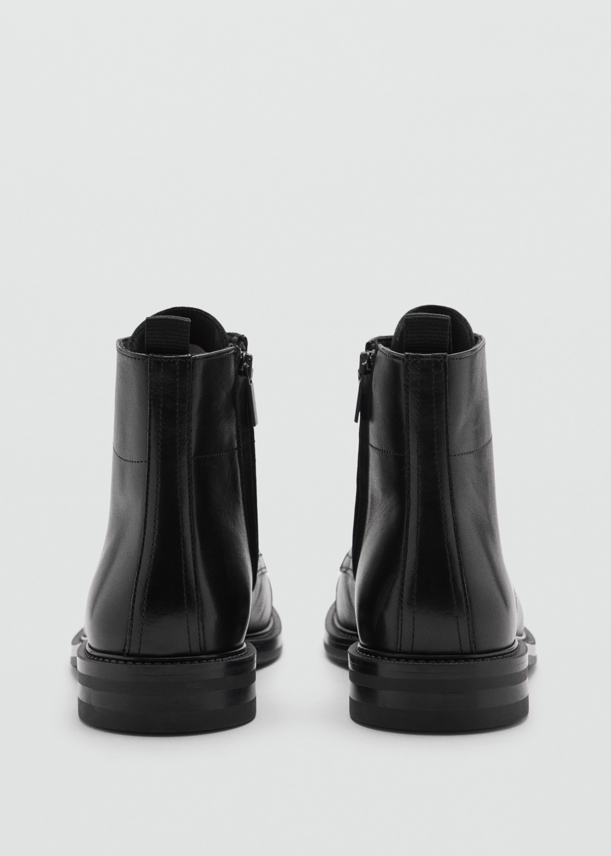 Lace-up leather ankle boots - Details of the article 2, Black. Ref: 77015981-00.
